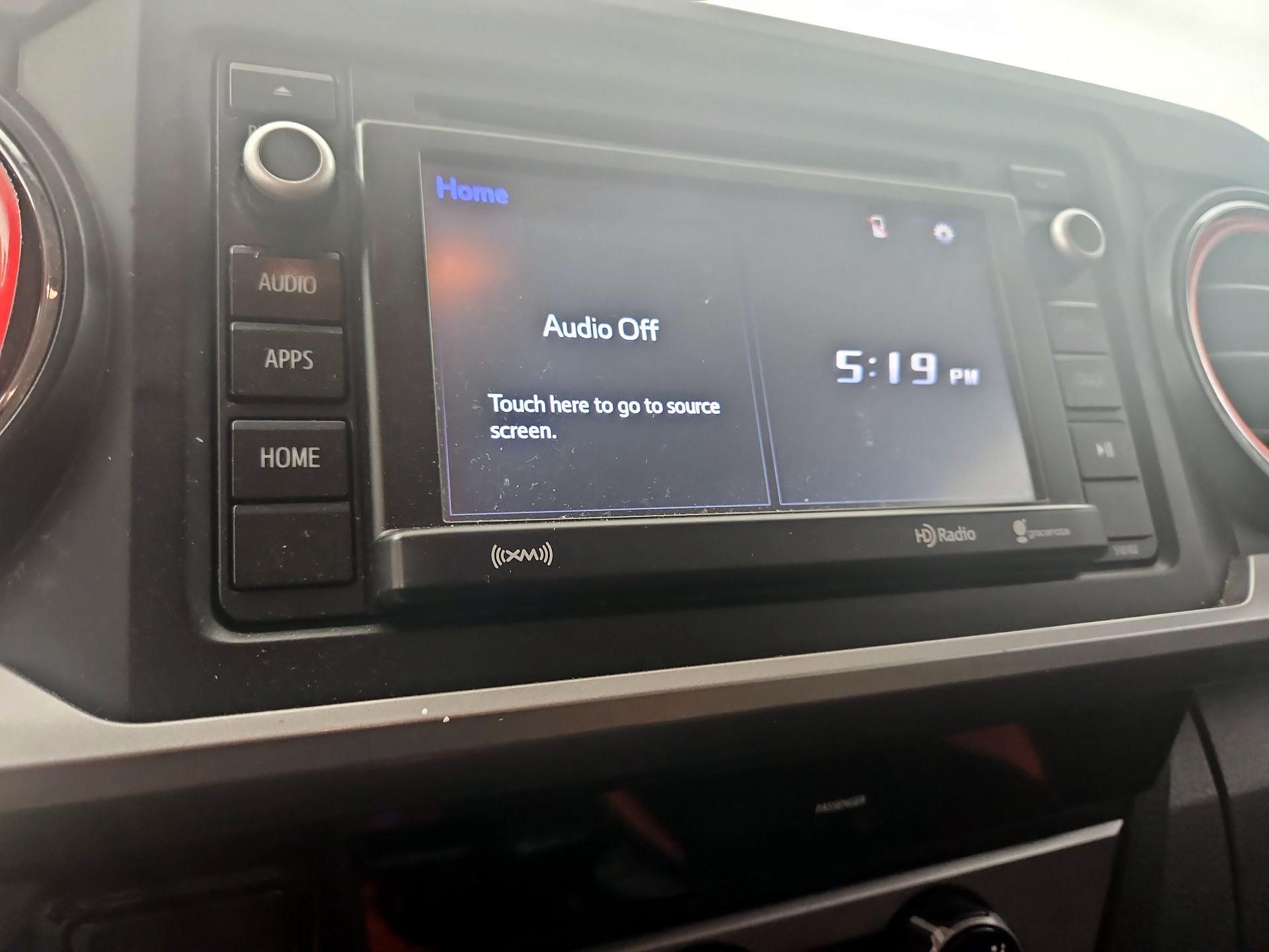 Thumbnail: 2016 Toyota Tacoma - 15