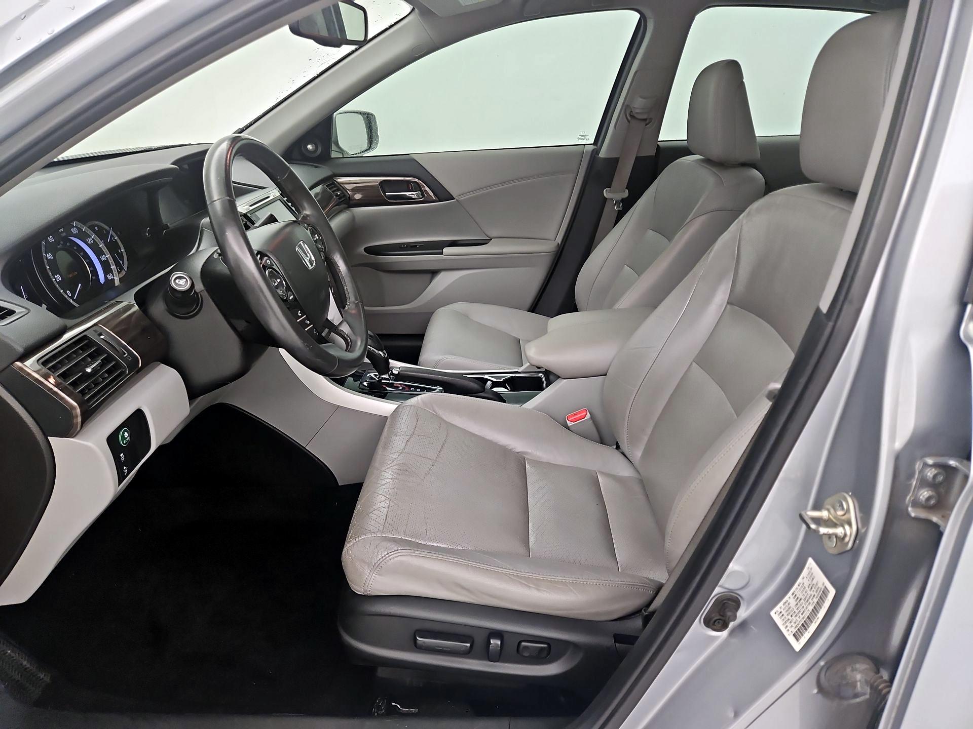 Thumbnail: 2016 Honda Accord - 11
