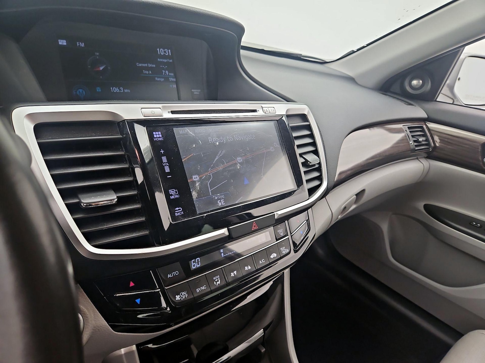 2016 Honda Accord EX-L - Photo 15