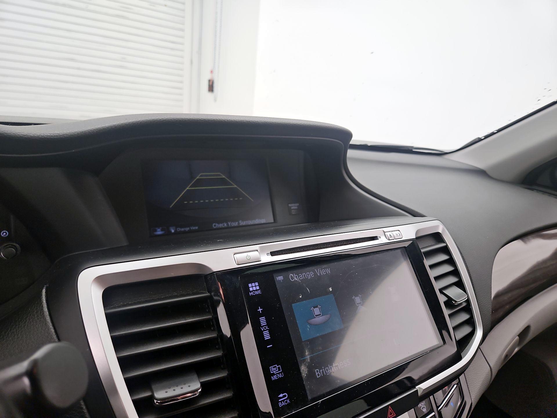 Thumbnail: 2016 Honda Accord - 15