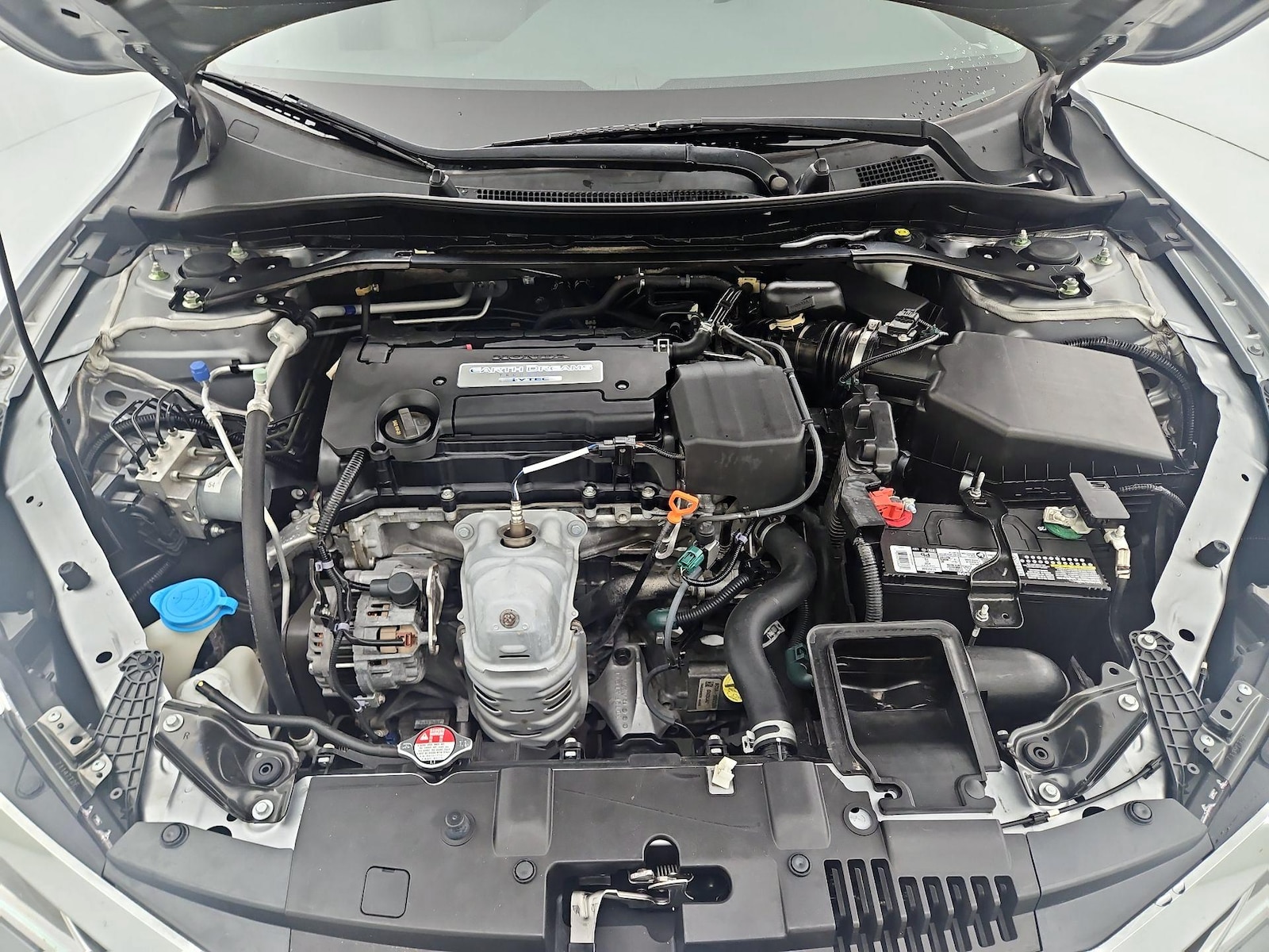 2016 Honda Accord EX-L - Photo 24