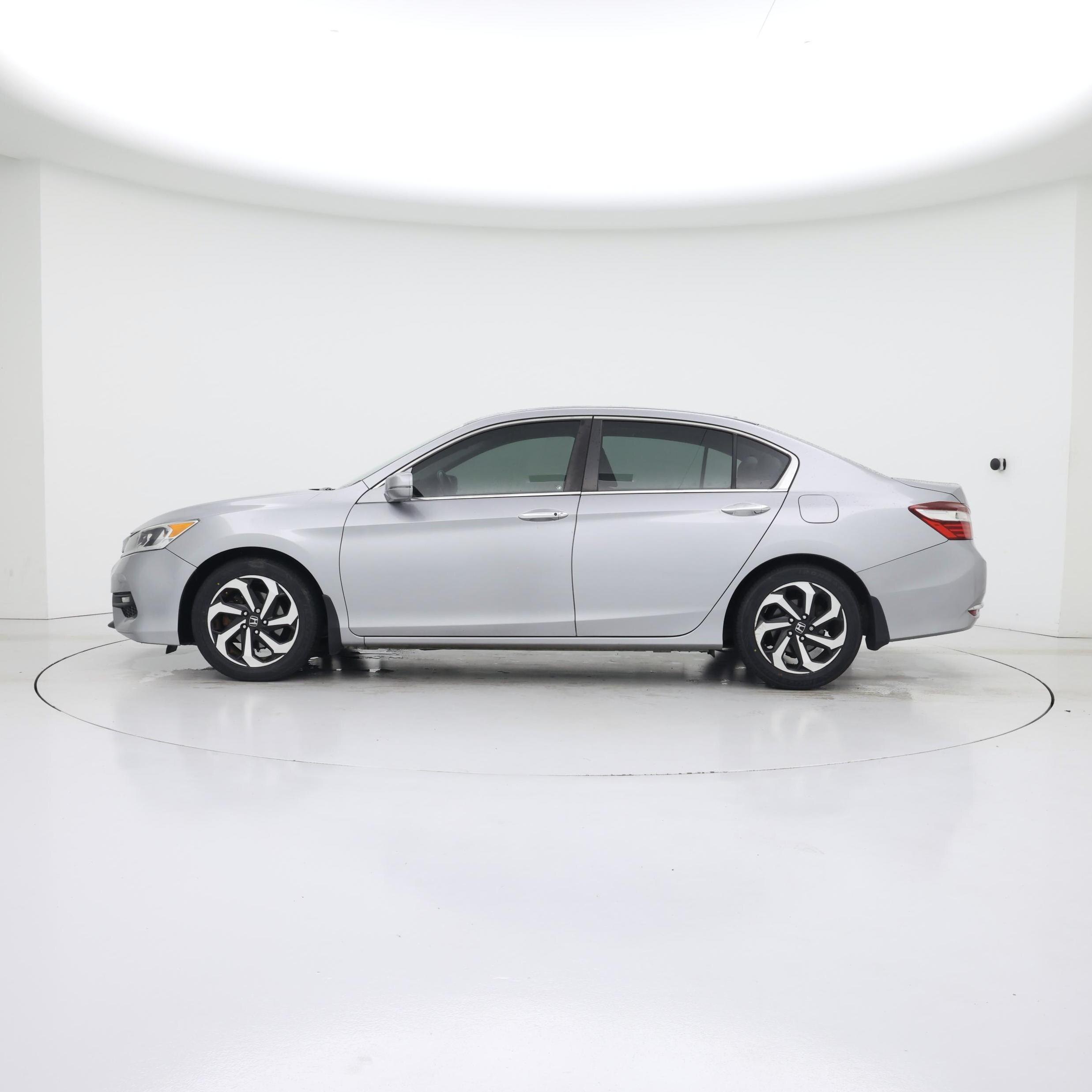 Thumbnail: 2016 Honda Accord - 3
