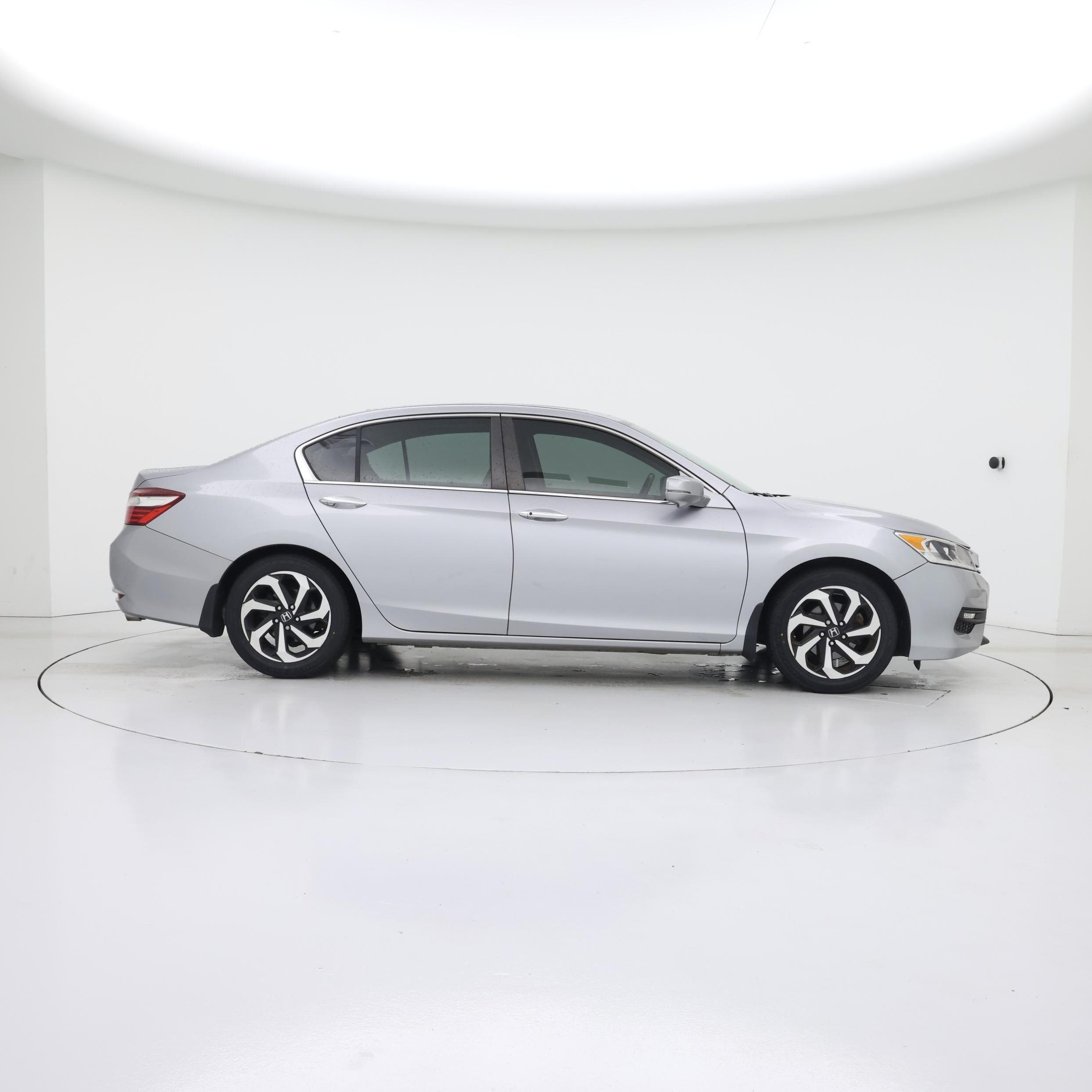 Thumbnail: 2016 Honda Accord - 7