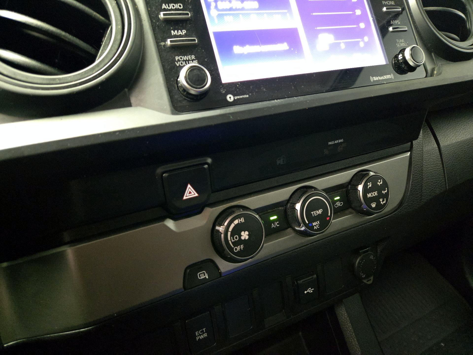 Thumbnail: 2022 Toyota Tacoma - 16