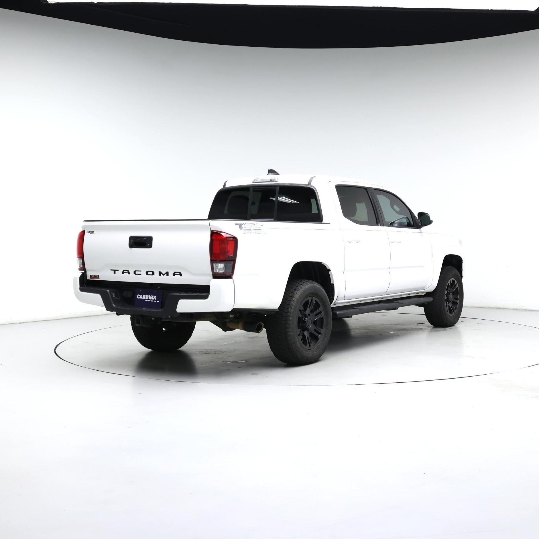 Thumbnail: 2022 Toyota Tacoma - 8