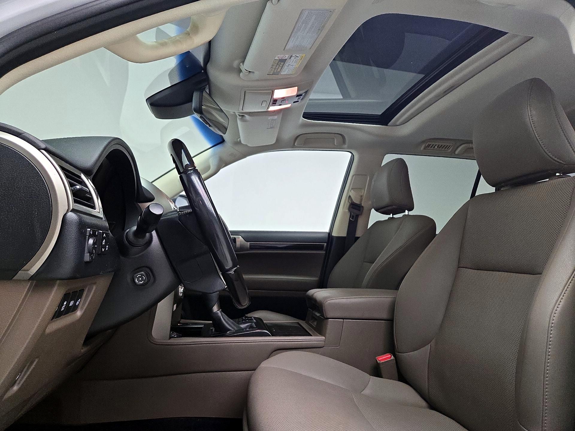 Thumbnail: 2021 Lexus GX - 20