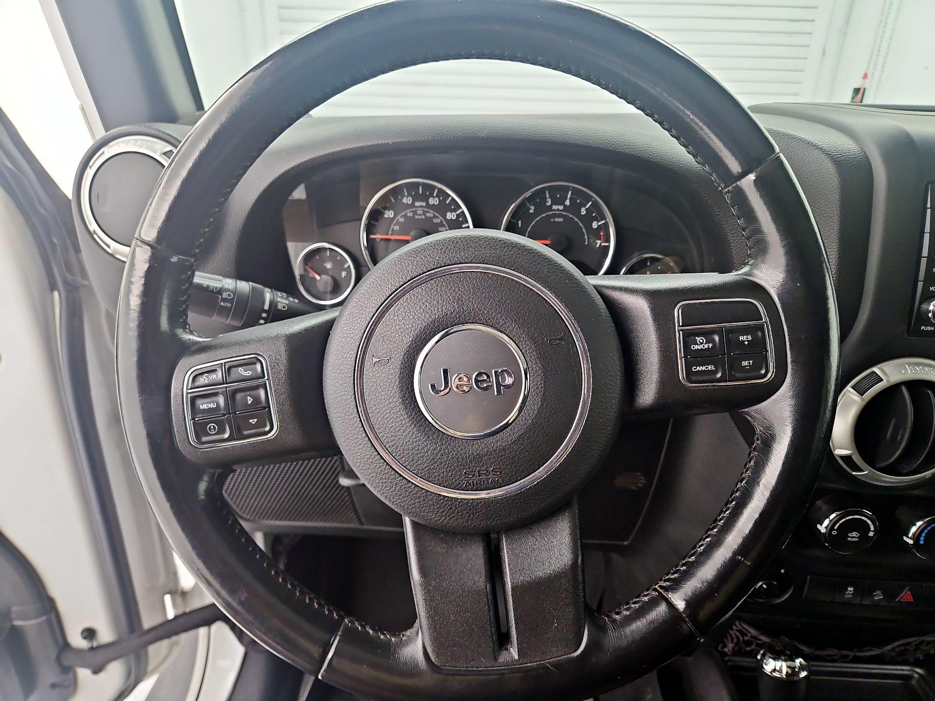 Thumbnail: 2018 Jeep Wrangler - 10