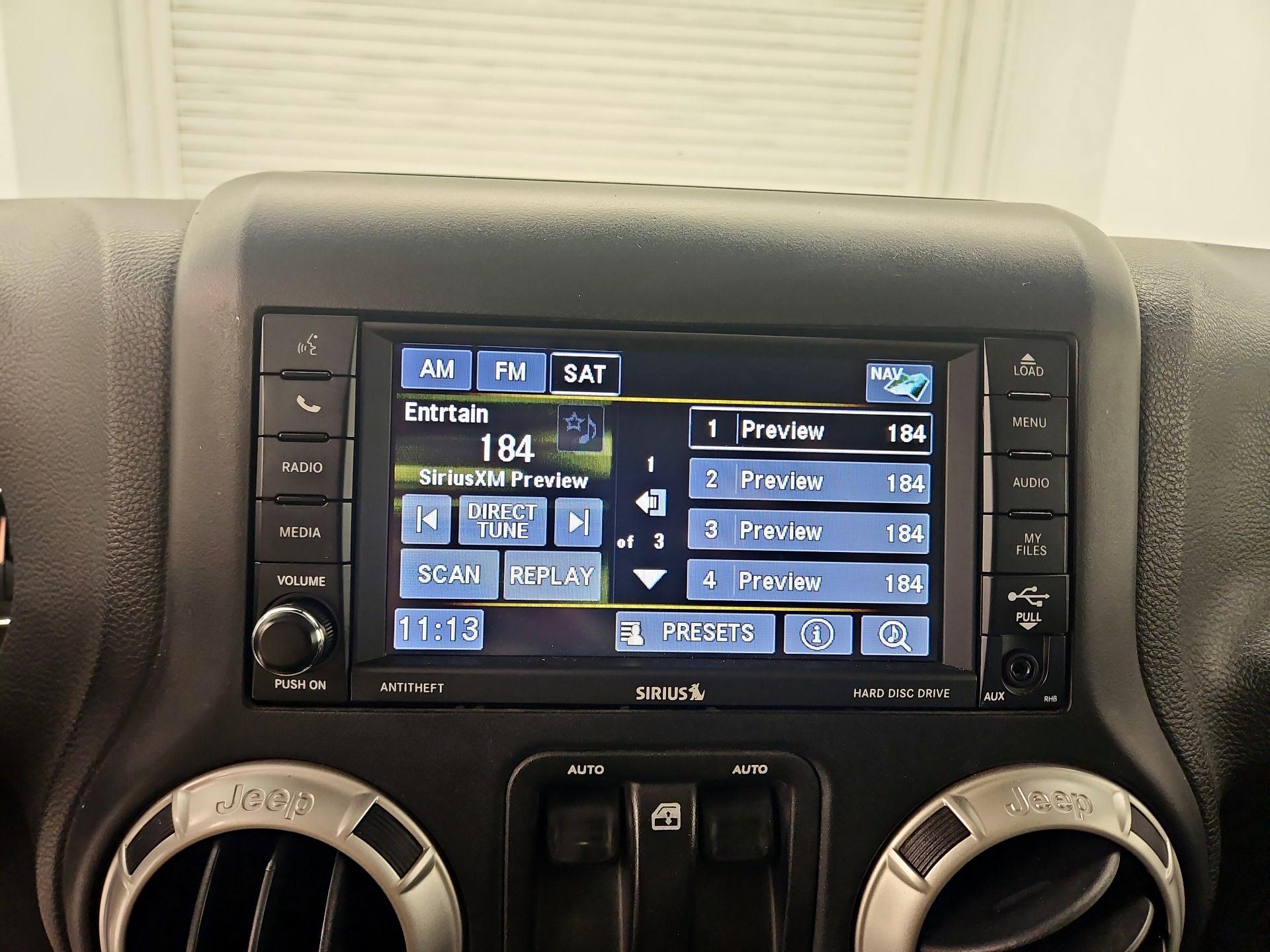 Thumbnail: 2018 Jeep Wrangler - 14