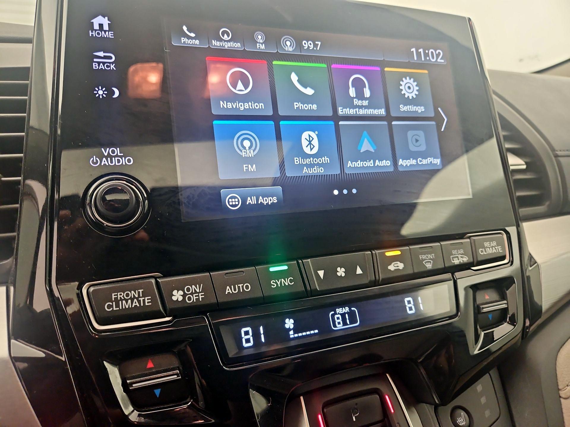 Thumbnail: 2019 Honda Odyssey - 16