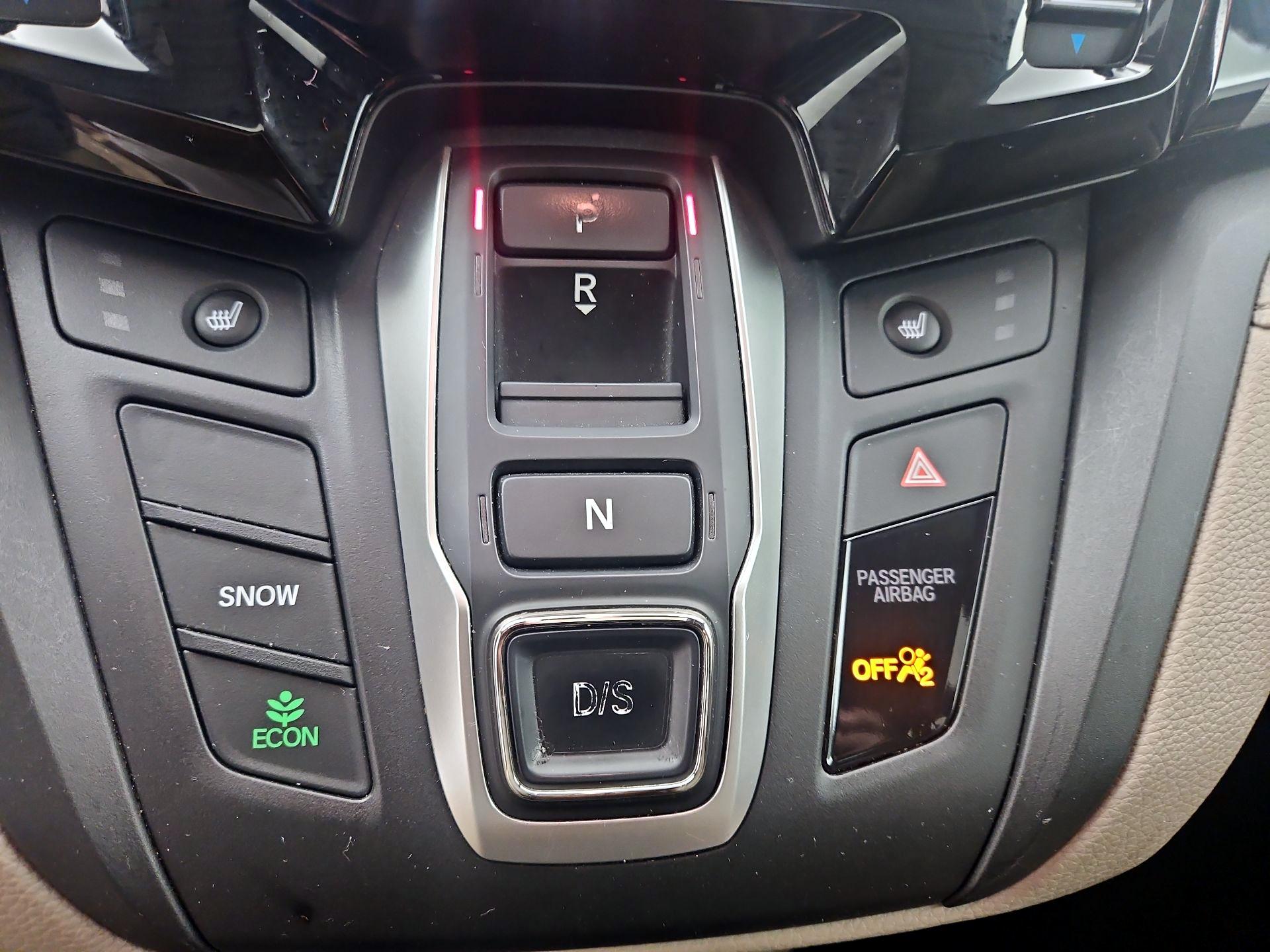 Thumbnail: 2019 Honda Odyssey - 18