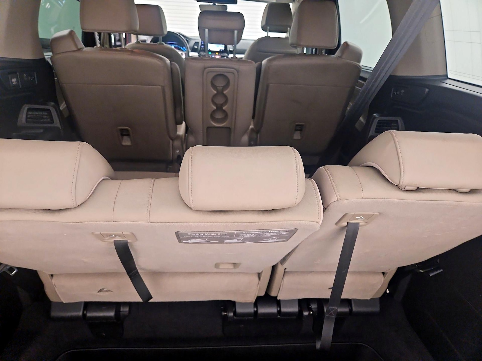 2019 Honda Odyssey EX-L - Photo 24