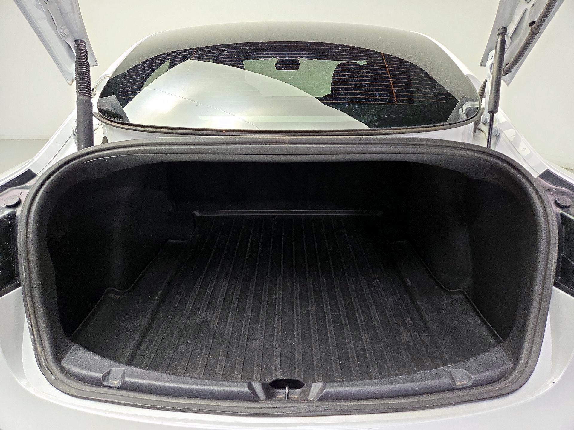 Thumbnail: 2021 Tesla Model 3 - 20