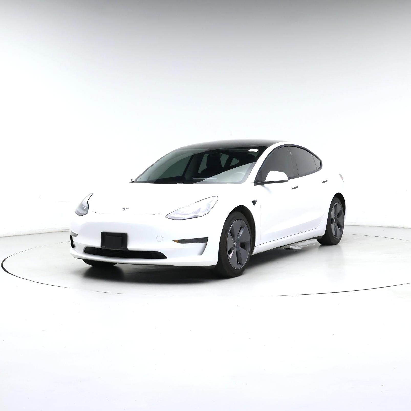 Thumbnail: 2021 Tesla Model 3 - 4