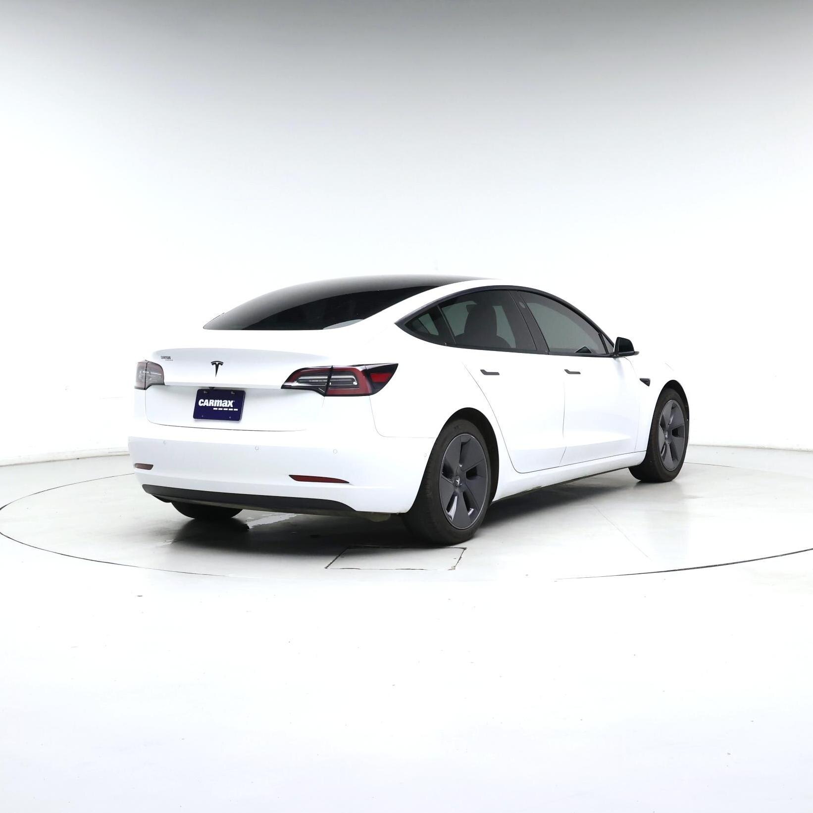 Thumbnail: 2021 Tesla Model 3 - 8