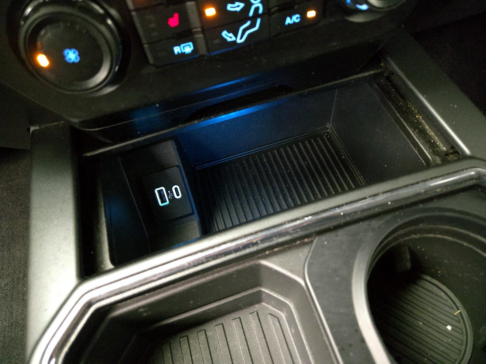 2022 Ford F-250 Super Duty XLT - Photo 19