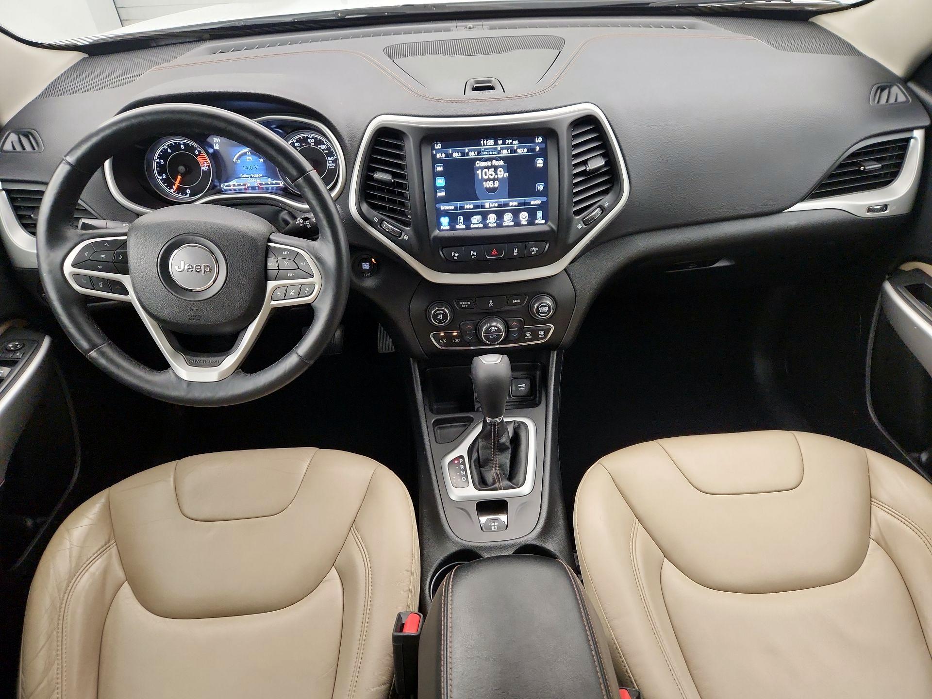 Thumbnail: 2018 Jeep Cherokee - 9