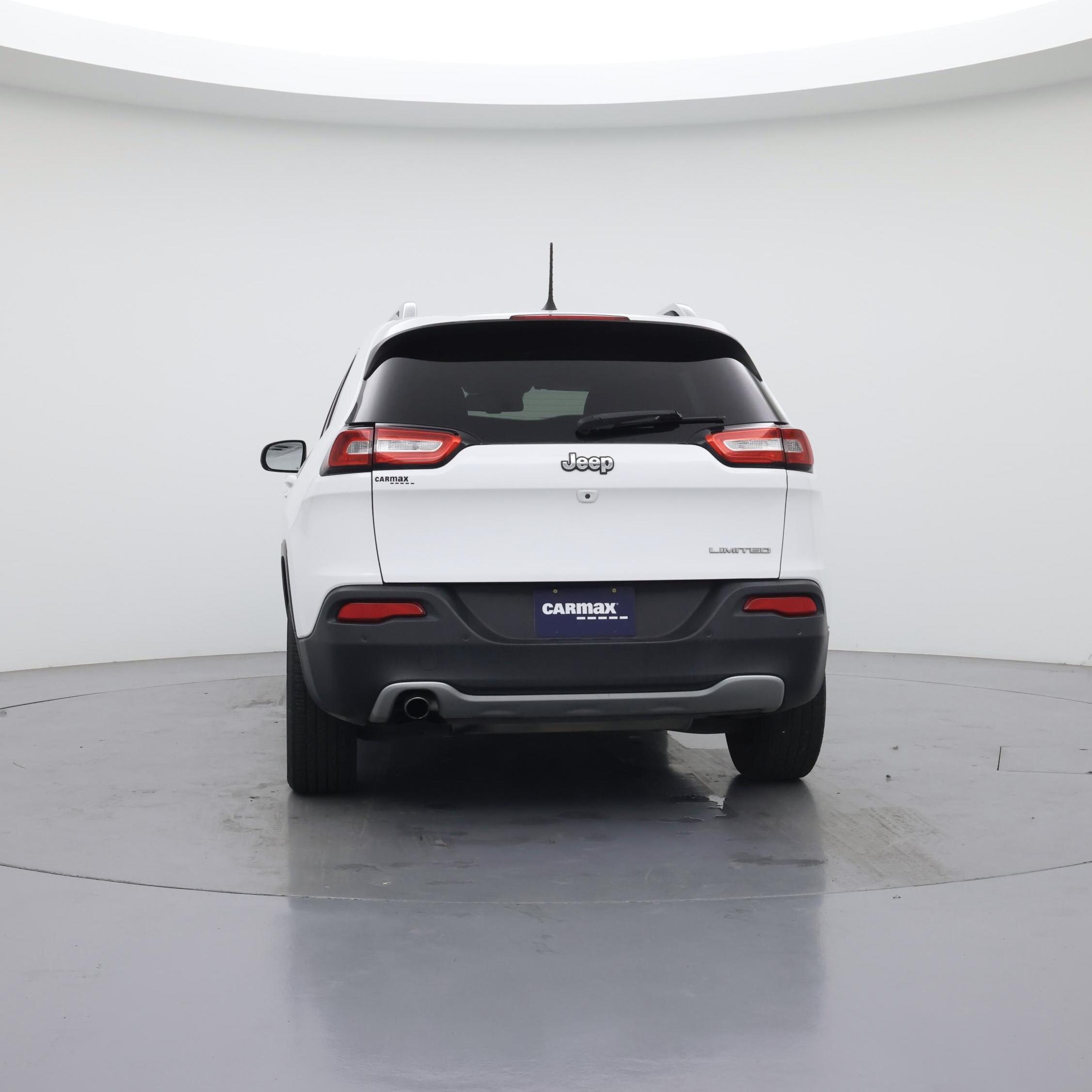 Thumbnail: 2018 Jeep Cherokee - 6