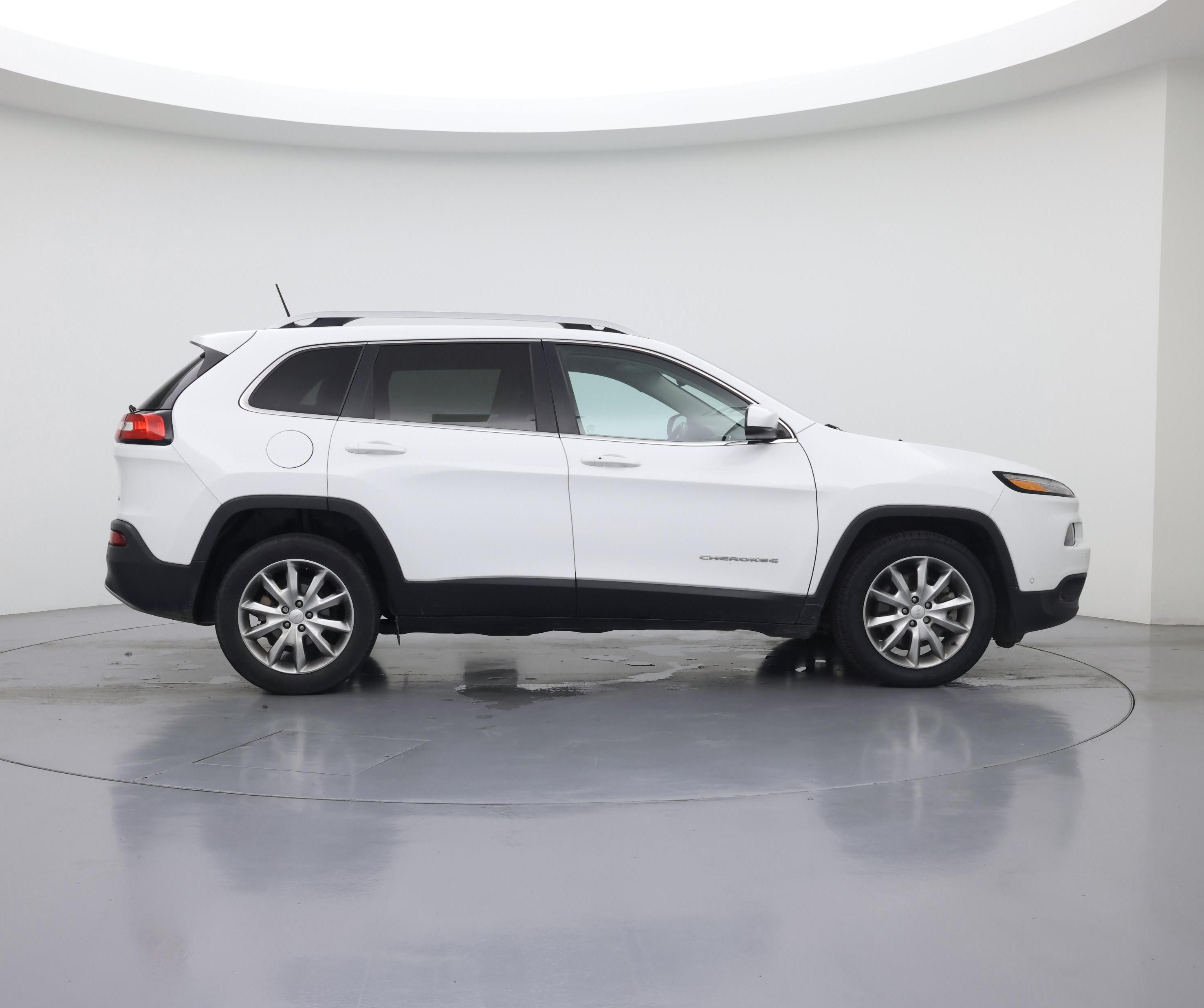 Thumbnail: 2018 Jeep Cherokee - 7