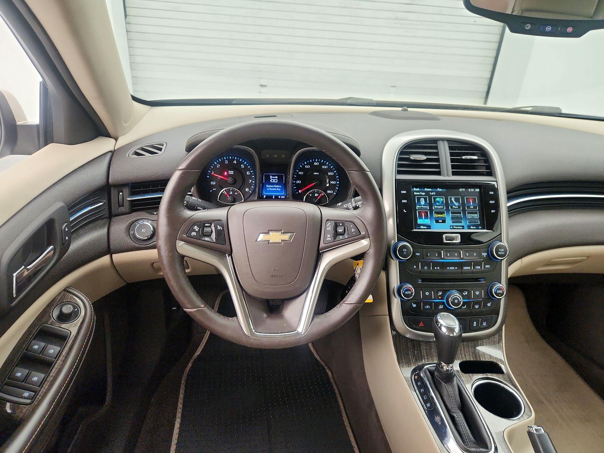 Thumbnail: 2015 Chevrolet Malibu - 10