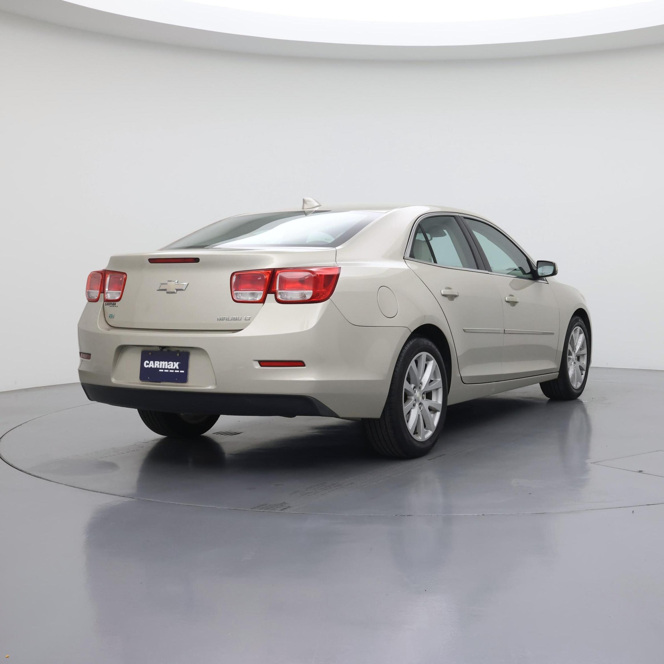 Thumbnail: 2015 Chevrolet Malibu - 8