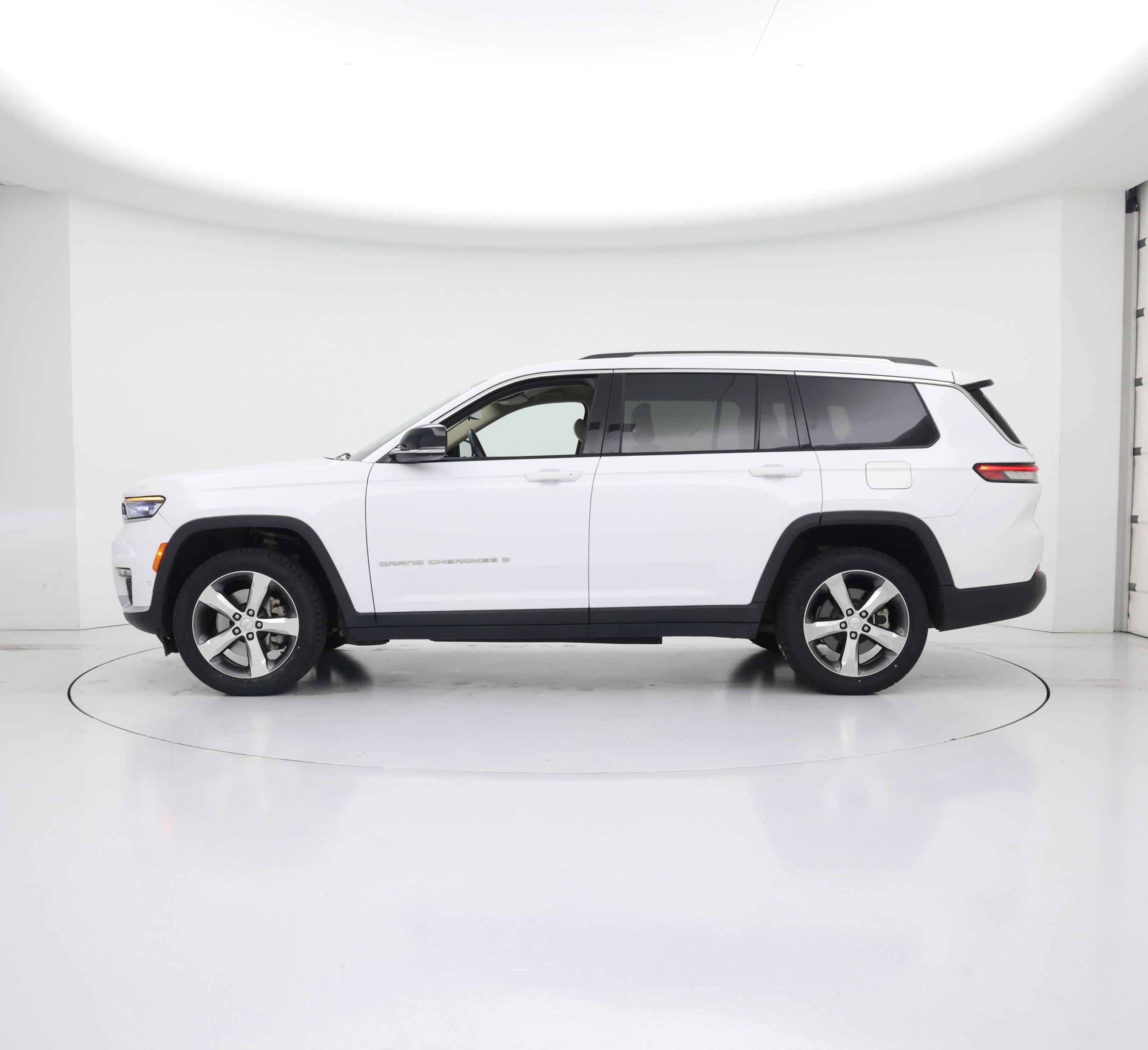 Thumbnail: 2022 Jeep Grand Cherokee L - 3