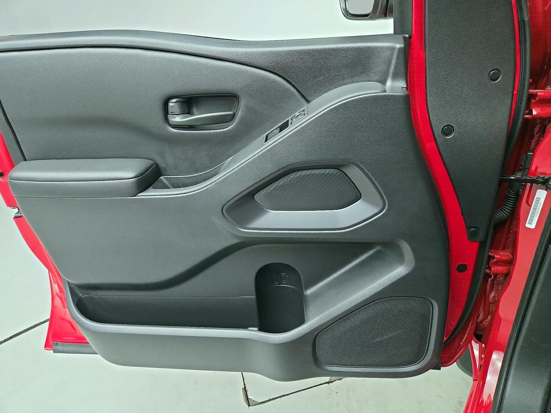 Thumbnail: 2025 Nissan Frontier - 12