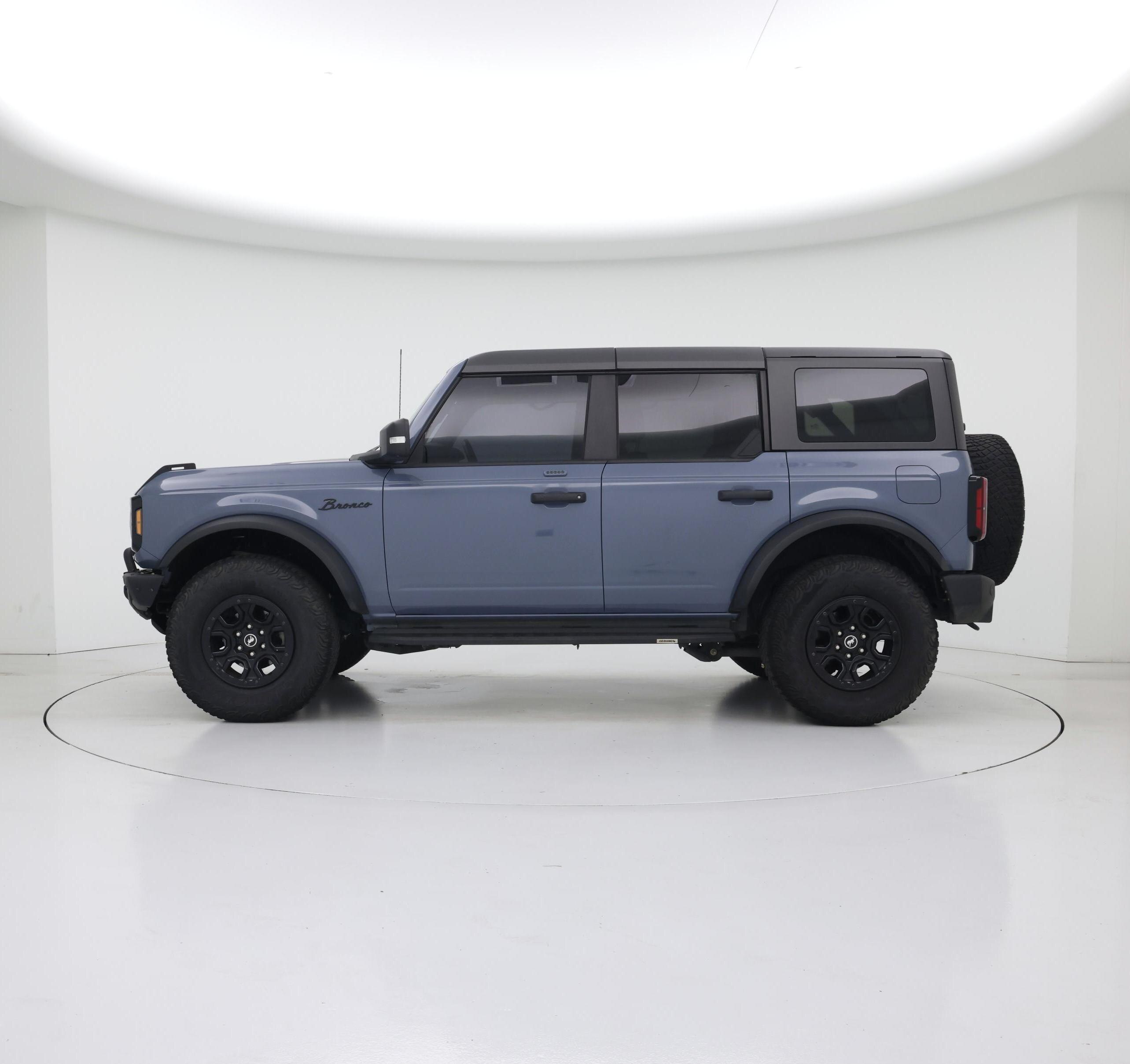 Thumbnail: 2023 Ford Bronco - 3