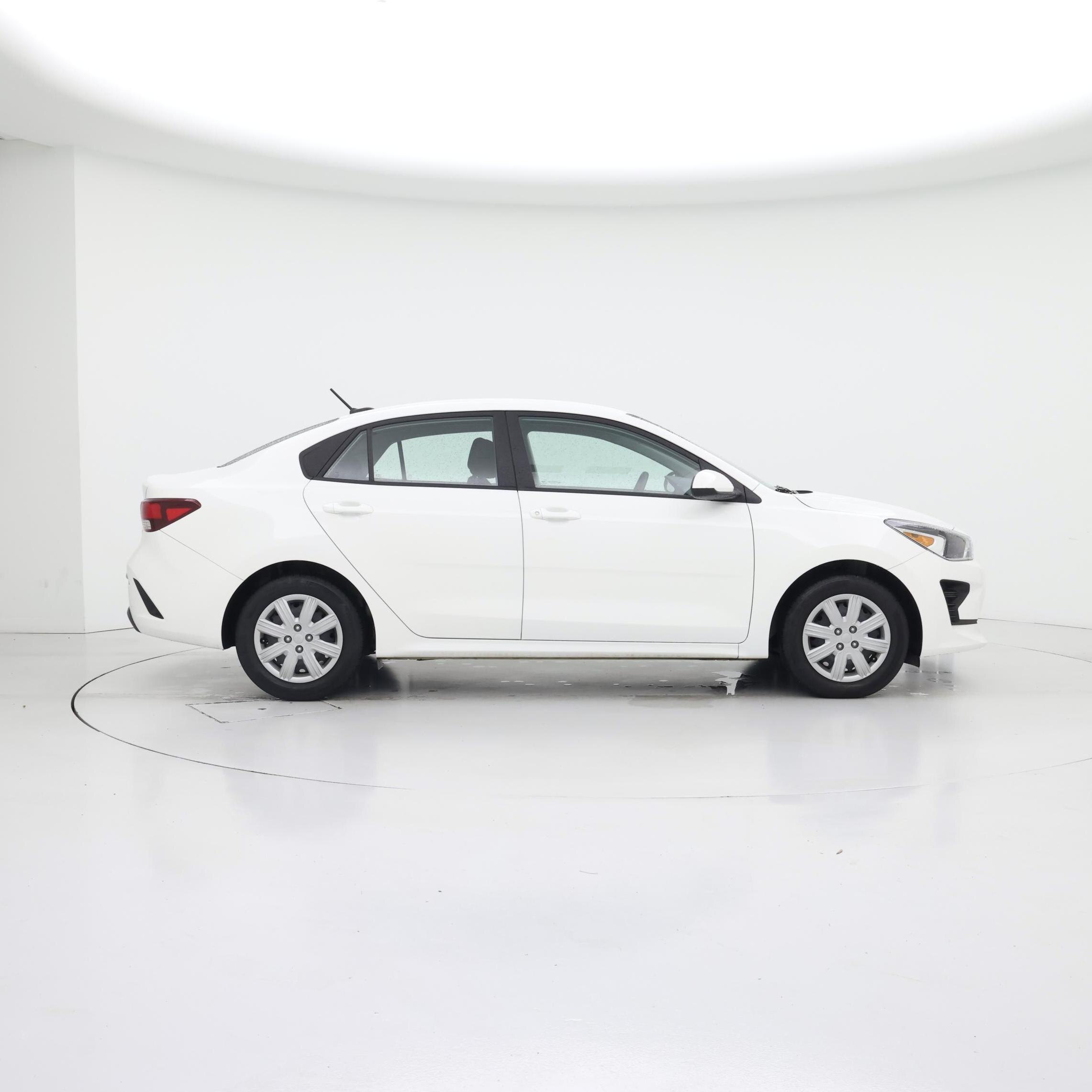 Thumbnail: 2023 Kia Rio - 7
