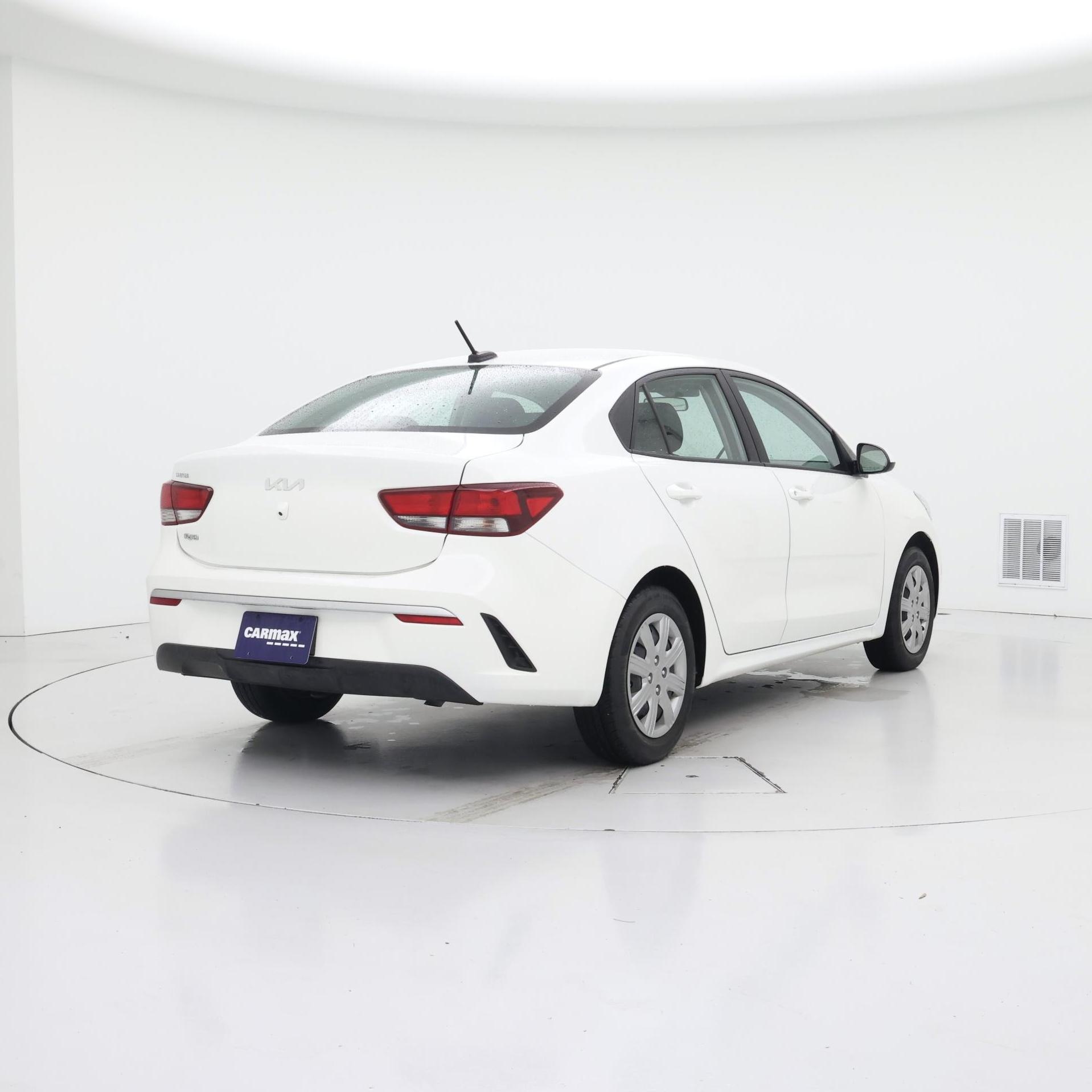 Thumbnail: 2023 Kia Rio - 8