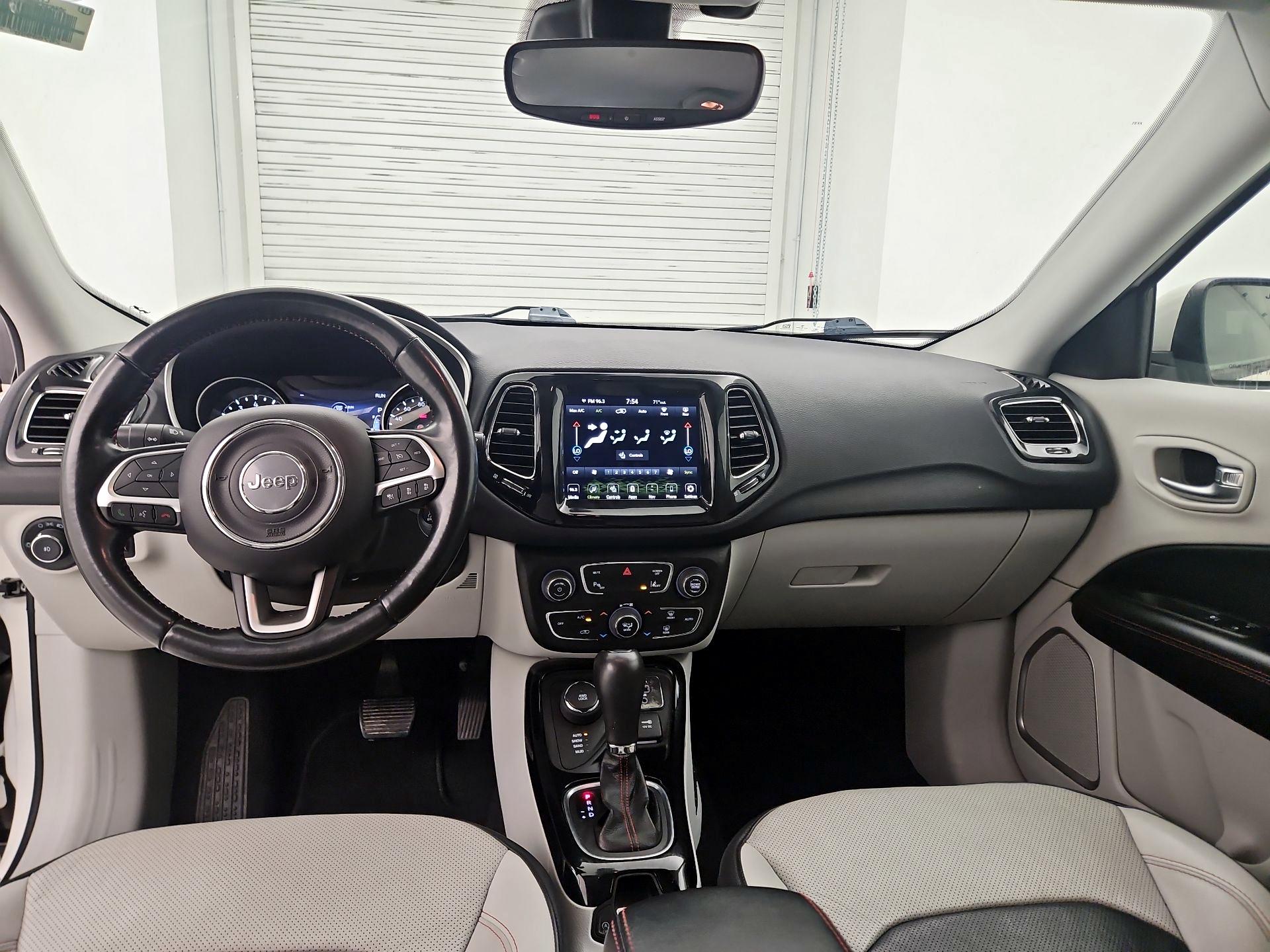 Thumbnail: 2021 Jeep Compass - 8