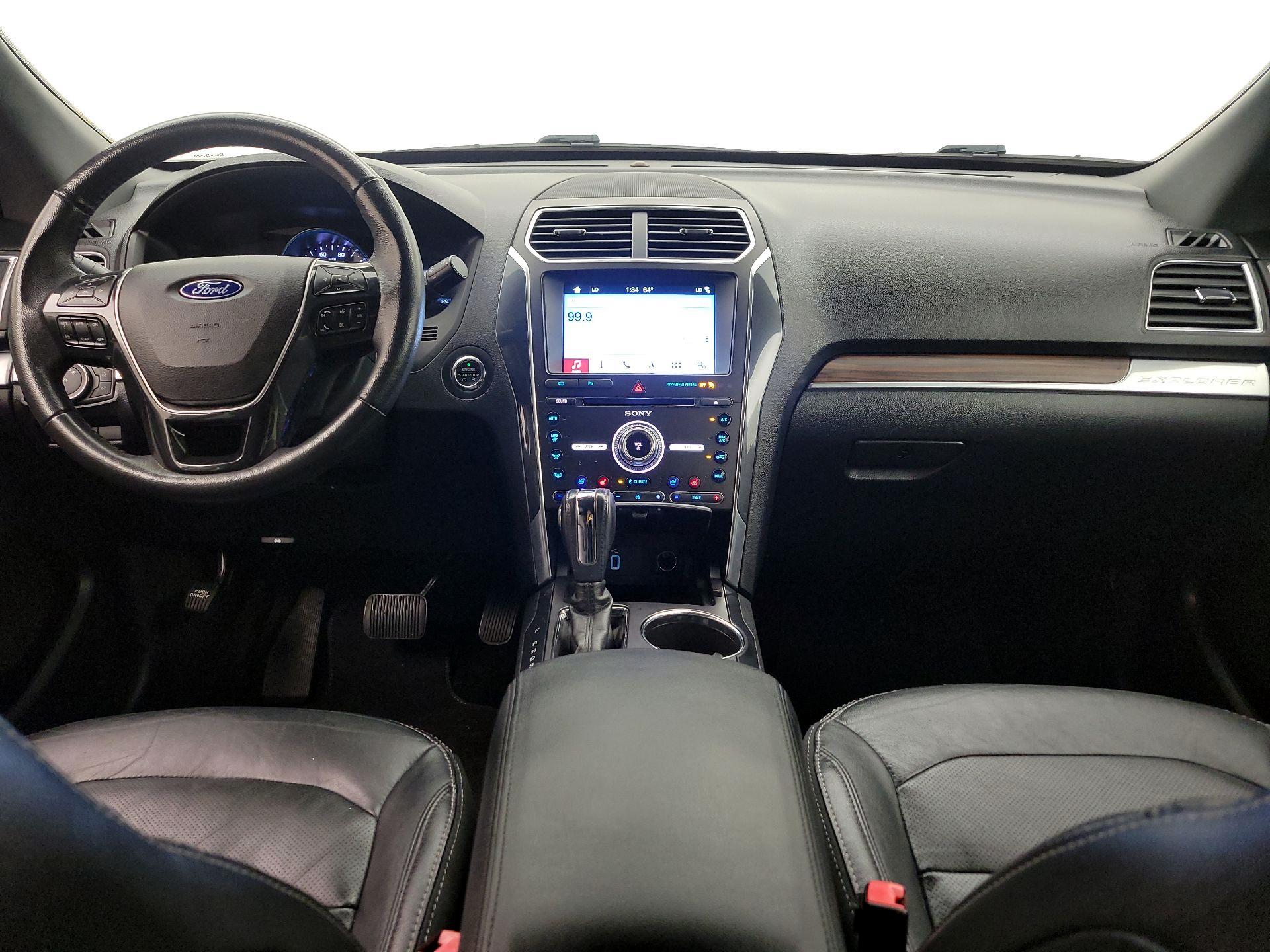 Thumbnail: 2018 Ford Explorer - 9
