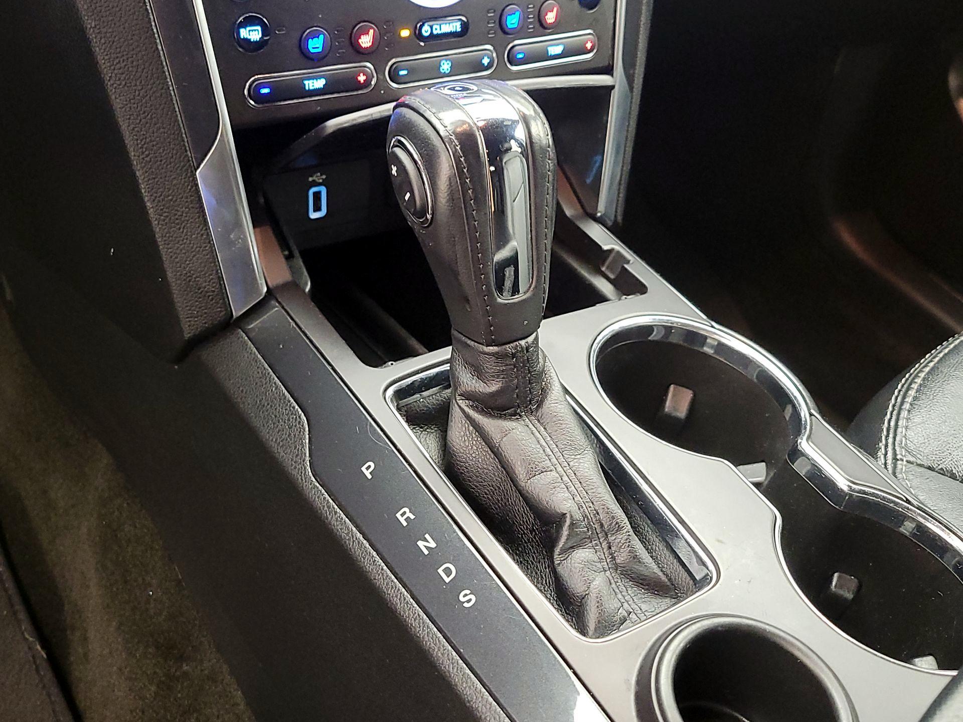 Thumbnail: 2018 Ford Explorer - 17