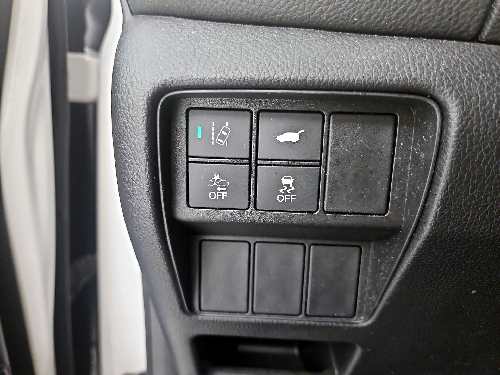 Thumbnail: 2017 Honda CR-V - 11