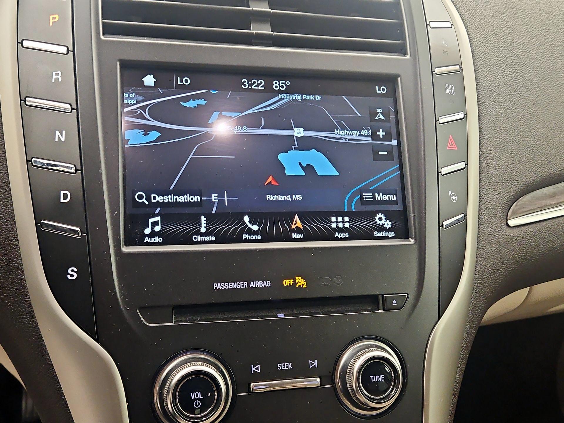 Thumbnail: 2017 Lincoln MKC - 14