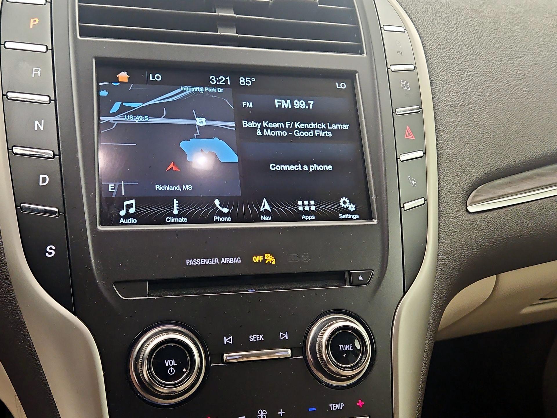 Thumbnail: 2017 Lincoln MKC - 16