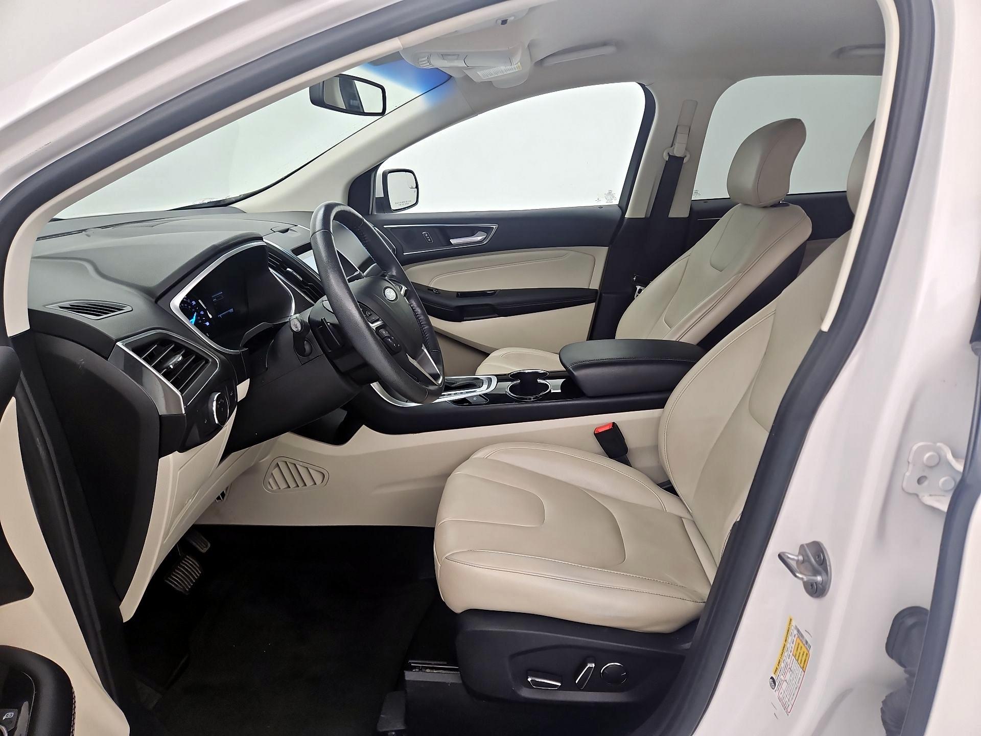 Thumbnail: 2018 Ford Edge - 9