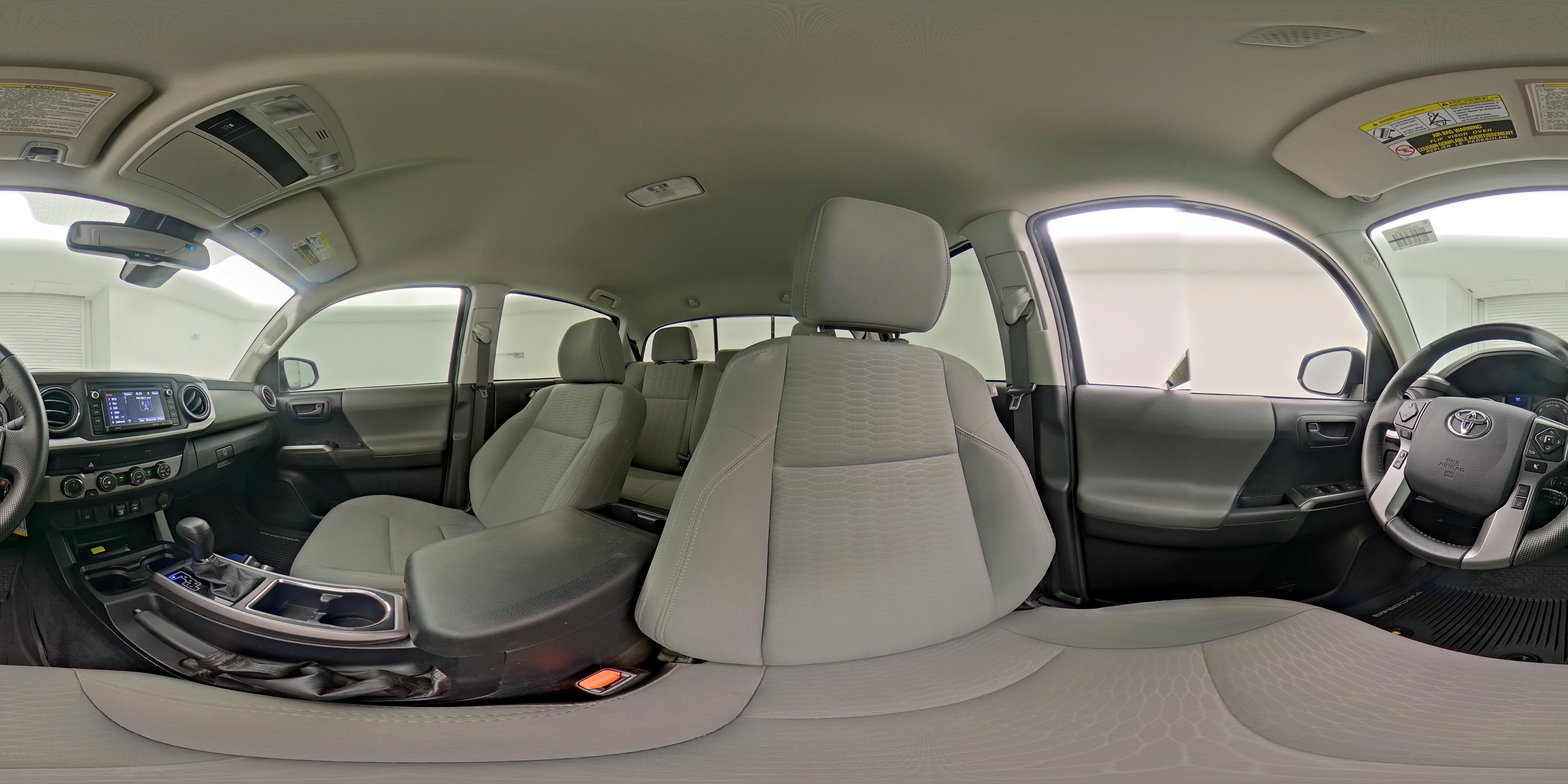 2019 Toyota Tacoma SR5 - Photo 25