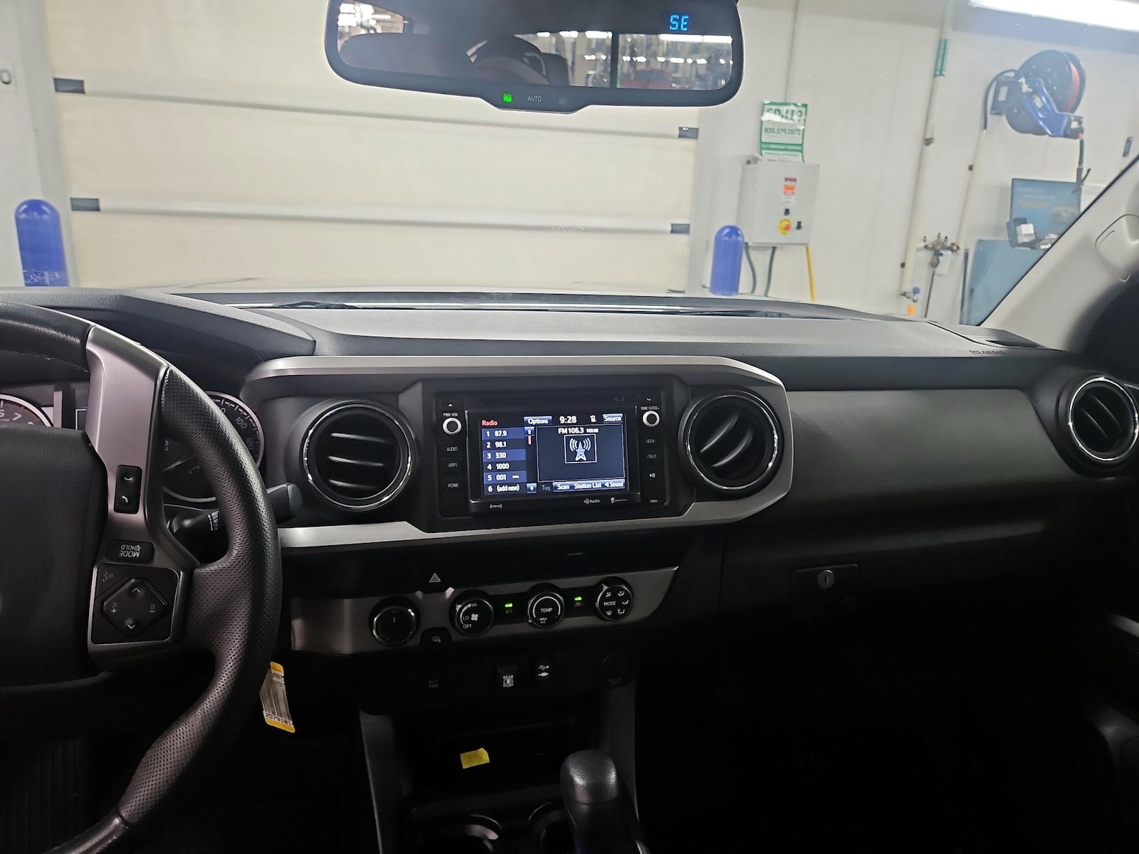 2019 Toyota Tacoma SR5 - Photo 10