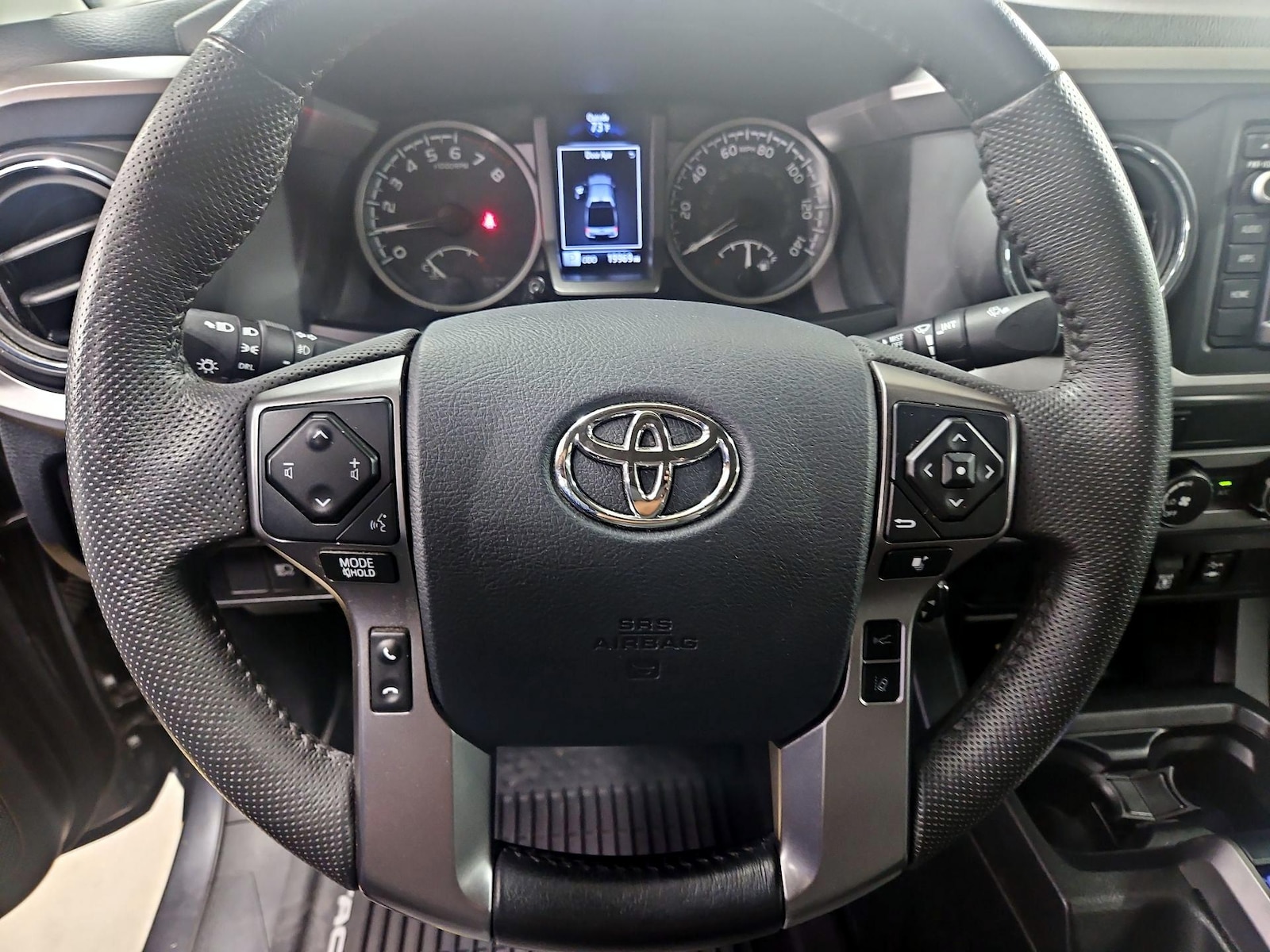 2019 Toyota Tacoma SR5 - Photo 11