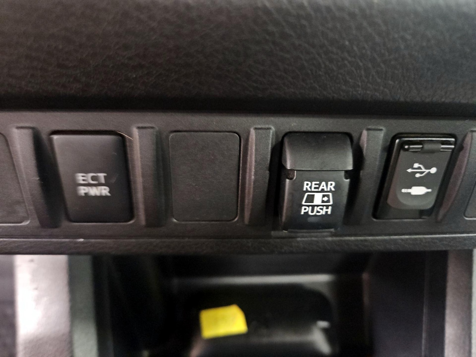 2019 Toyota Tacoma SR5 - Photo 19