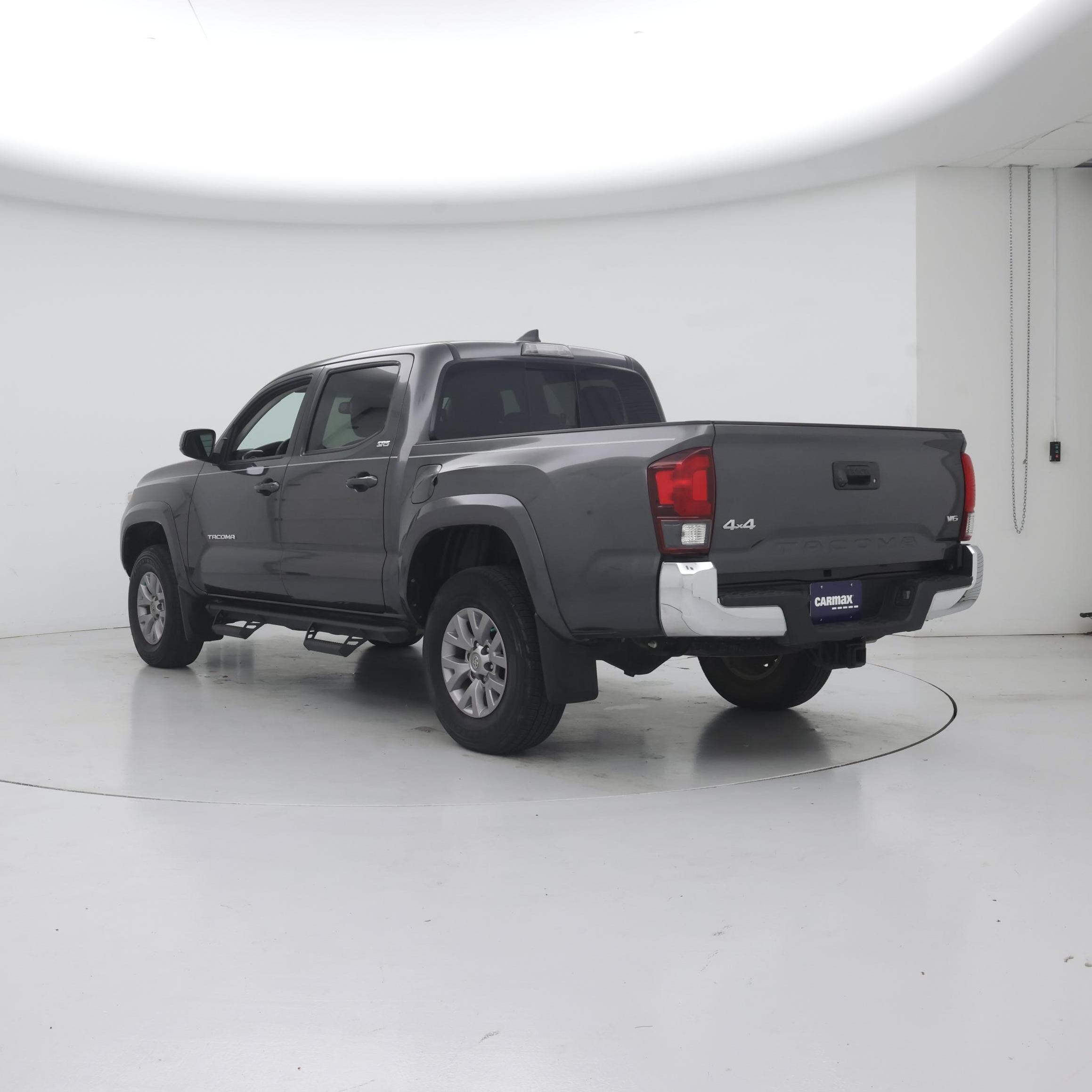 Thumbnail: 2019 Toyota Tacoma - 2
