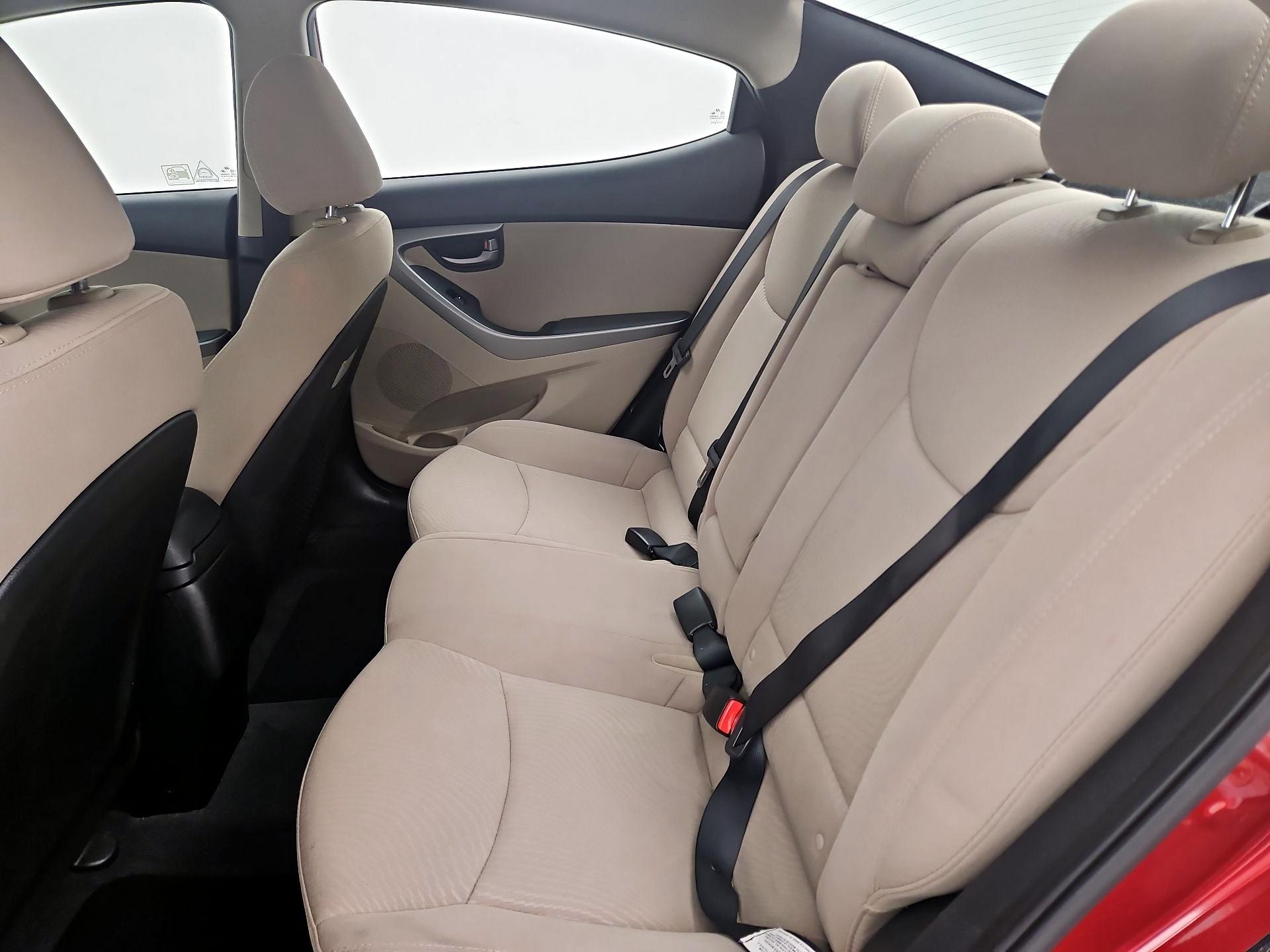 Thumbnail: 2015 Hyundai Elantra - 17