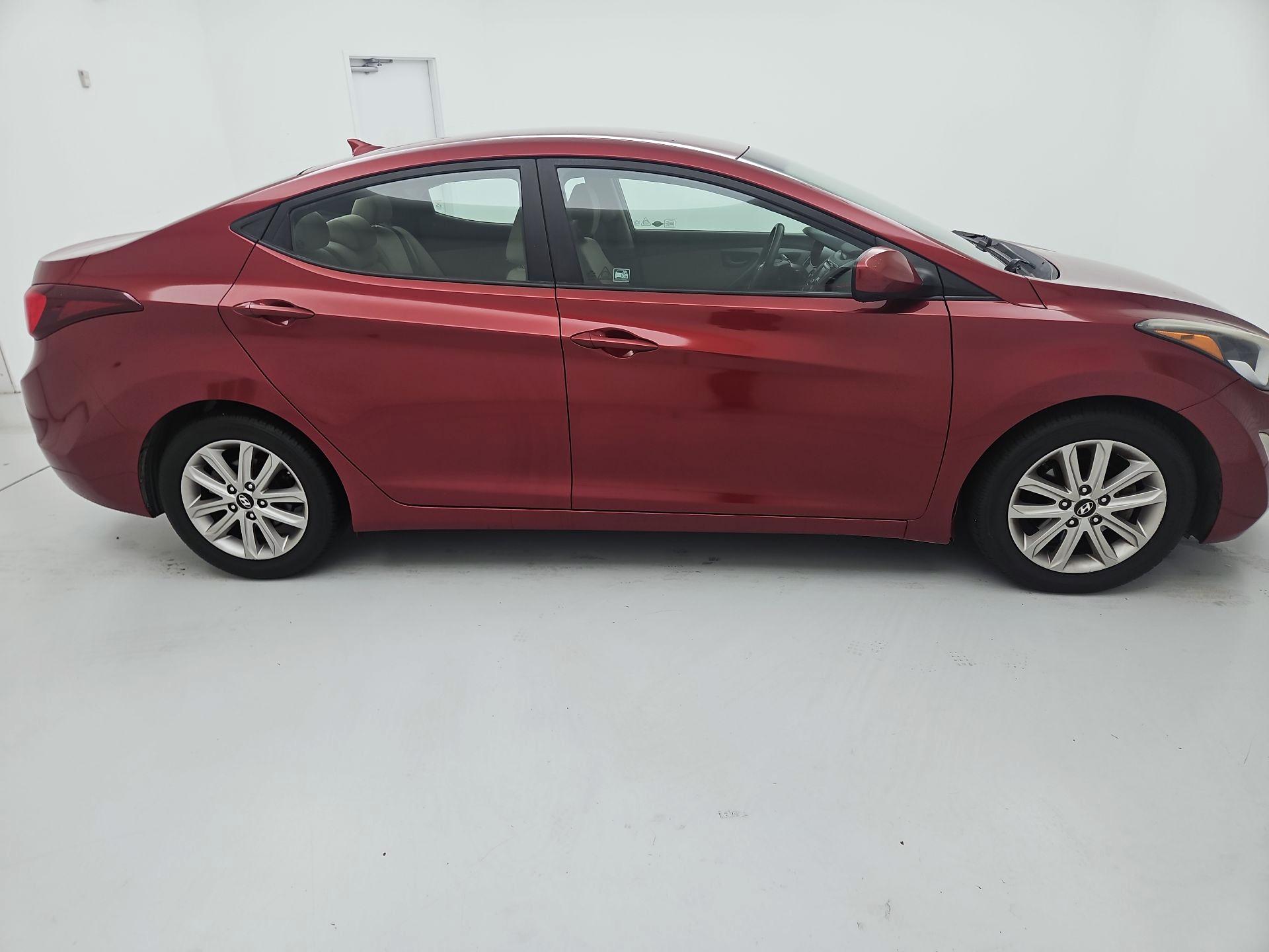 Thumbnail: 2015 Hyundai Elantra - 4
