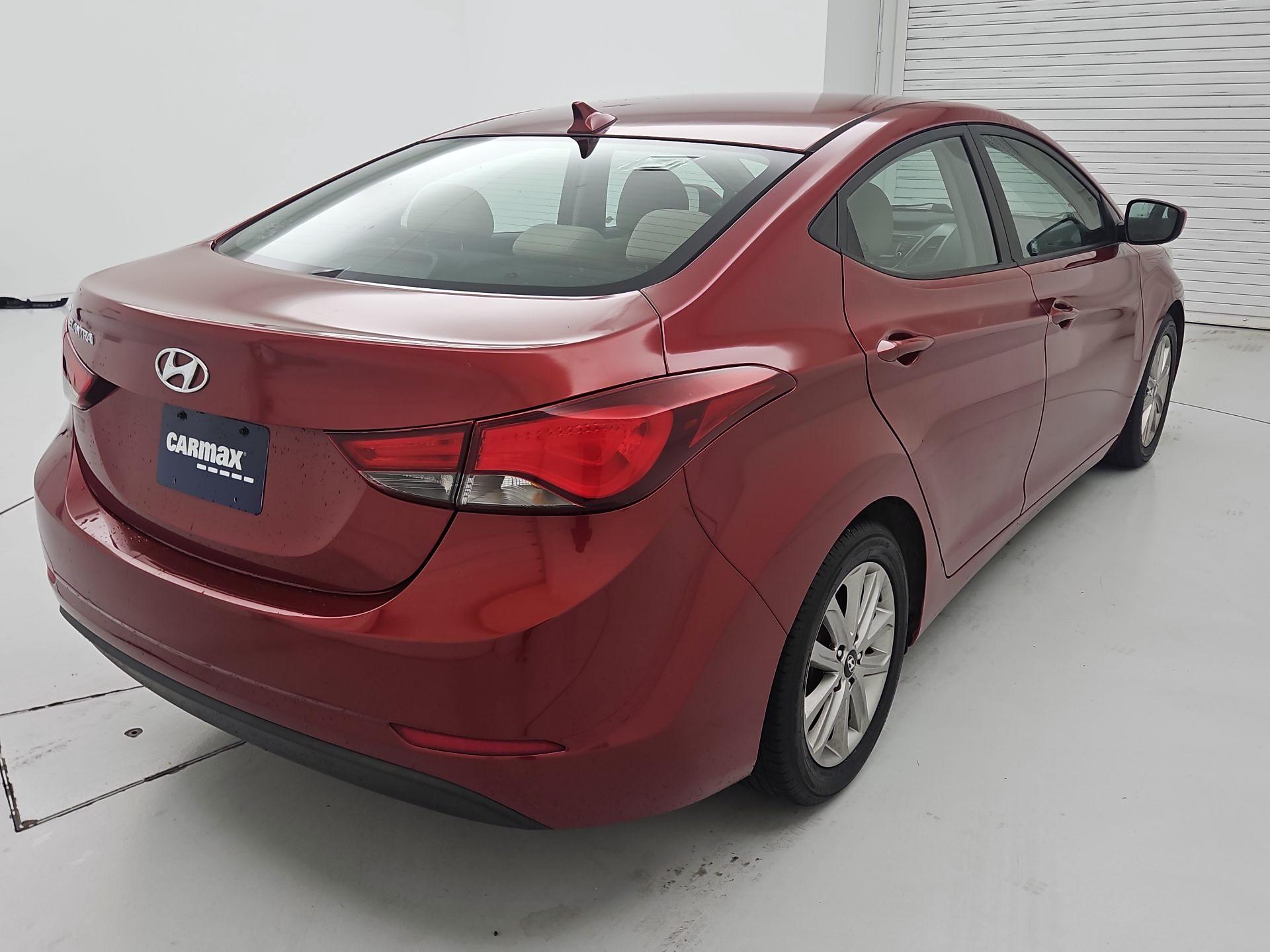 Thumbnail: 2015 Hyundai Elantra - 5
