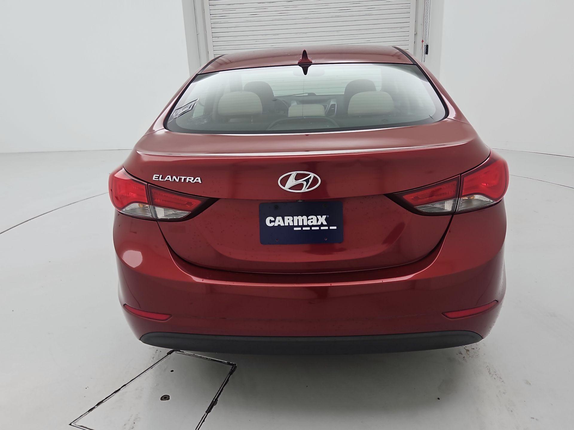 Thumbnail: 2015 Hyundai Elantra - 6