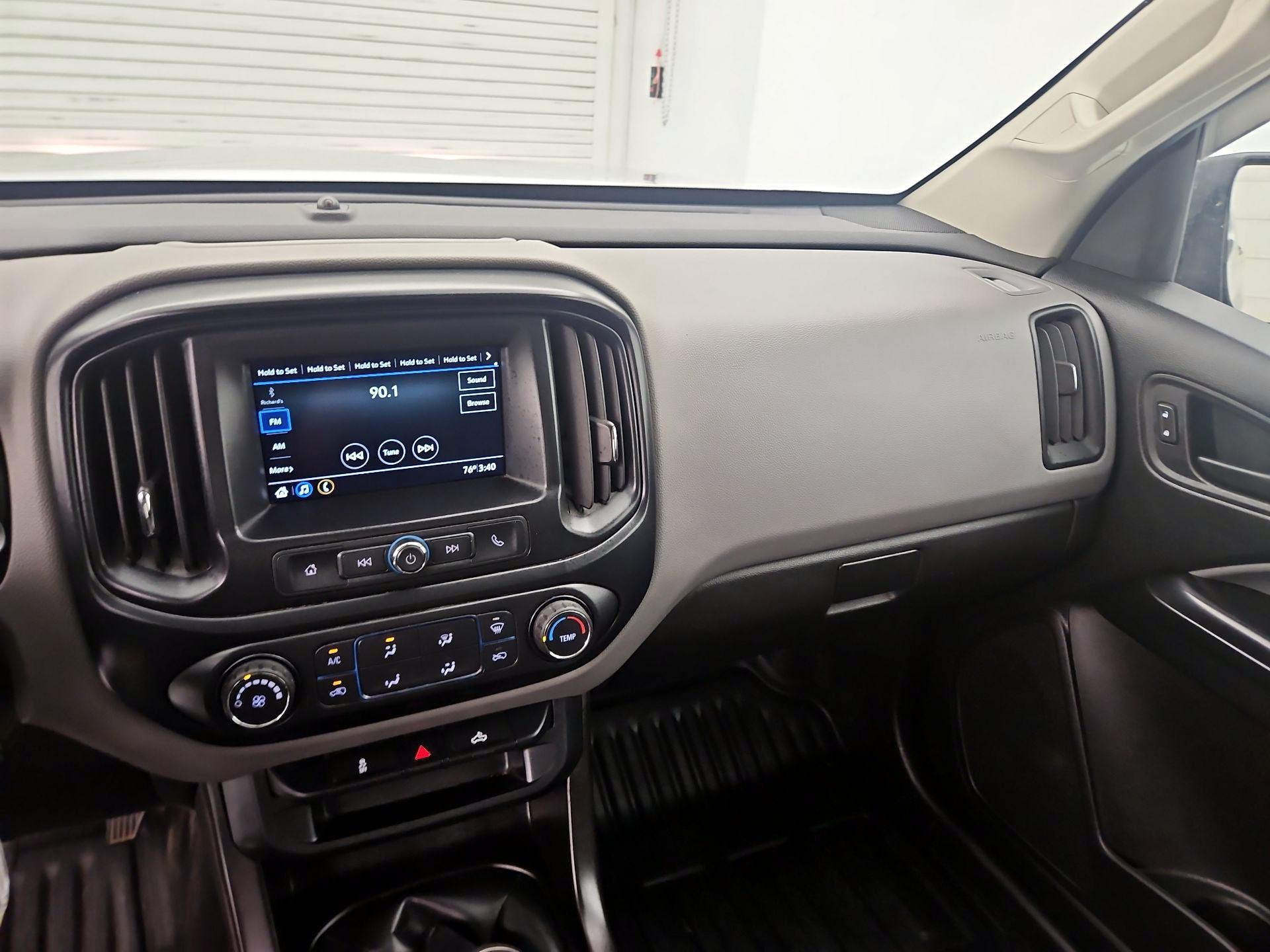 Thumbnail: 2019 Chevrolet Colorado - 9