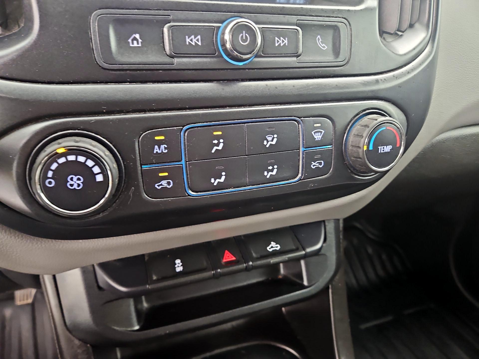 Thumbnail: 2019 Chevrolet Colorado - 16