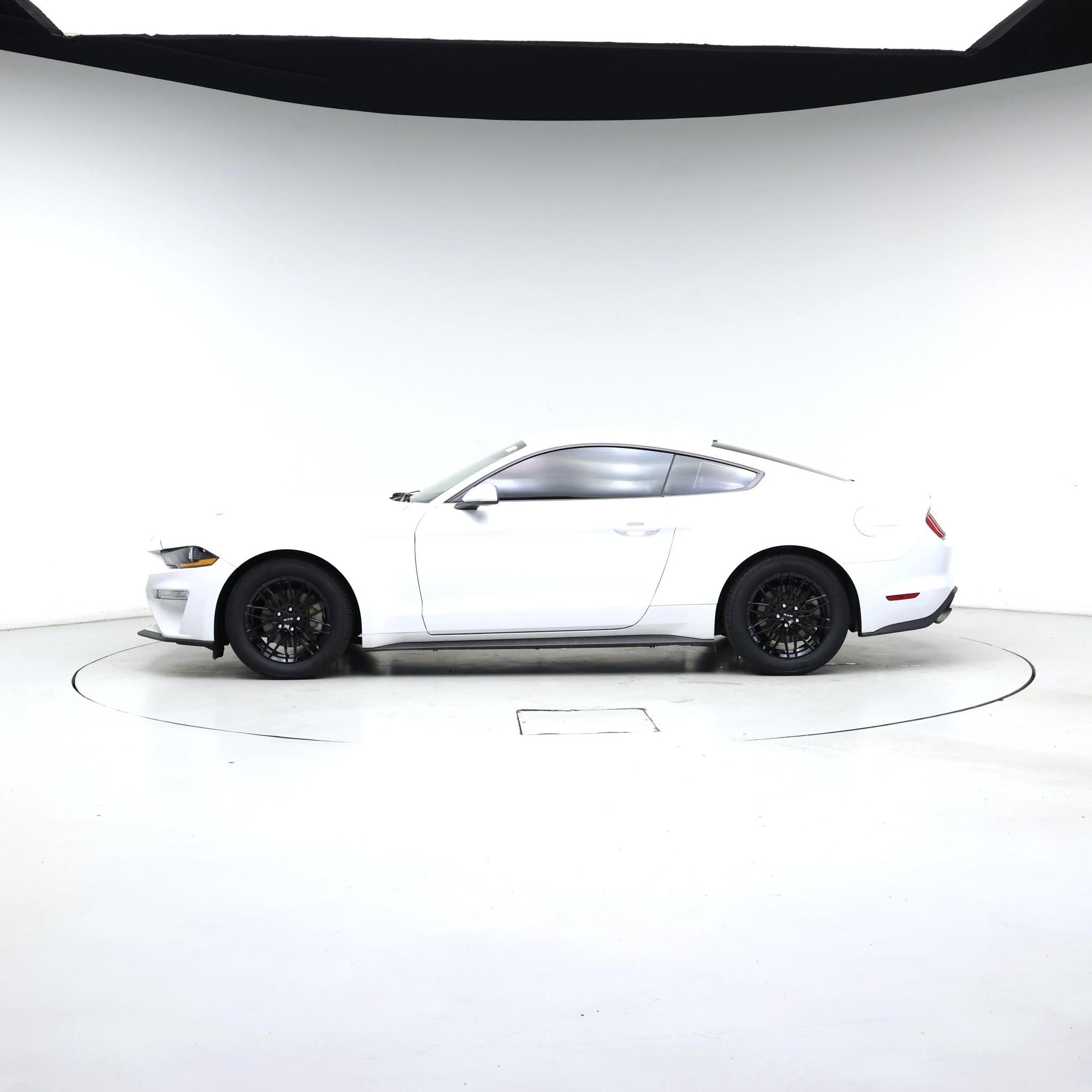 Thumbnail: 2023 Ford Mustang - 3