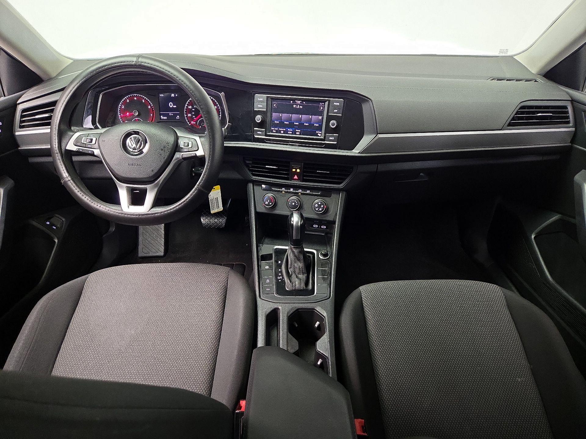 Thumbnail: 2021 Volkswagen Jetta - 9