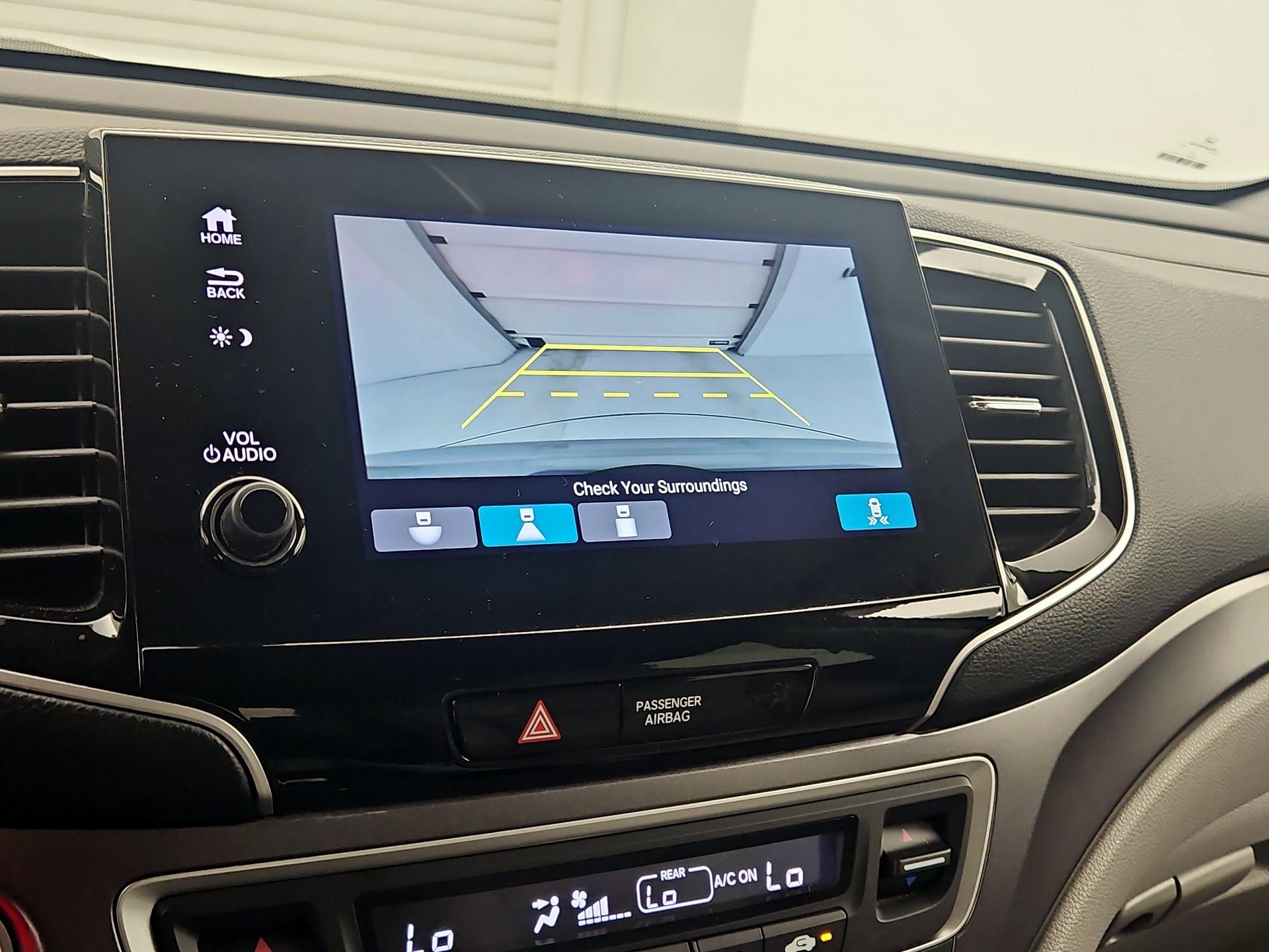 Thumbnail: 2020 Honda Pilot - 14